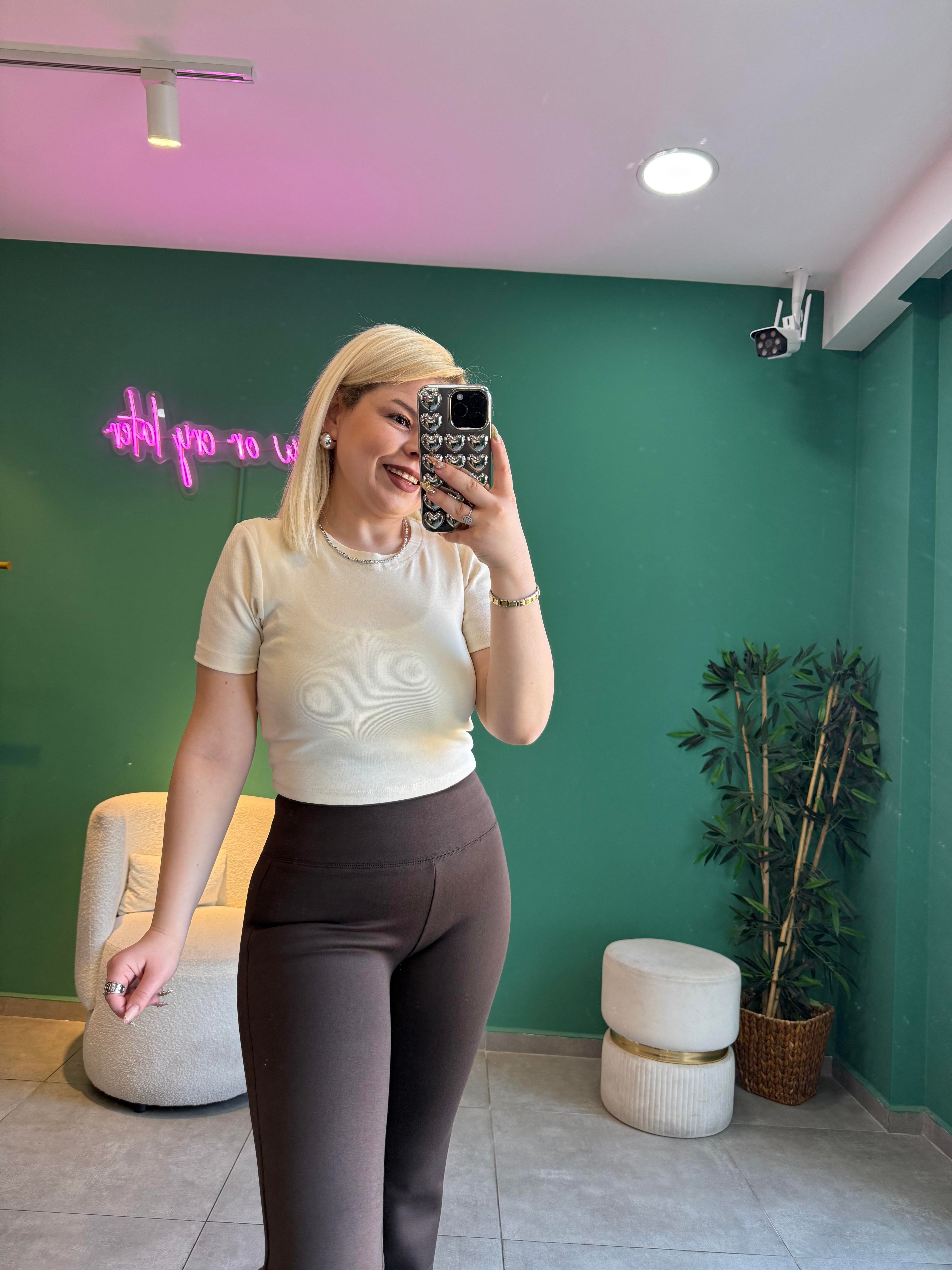 Massim* Ekru Kısa Kol Crop