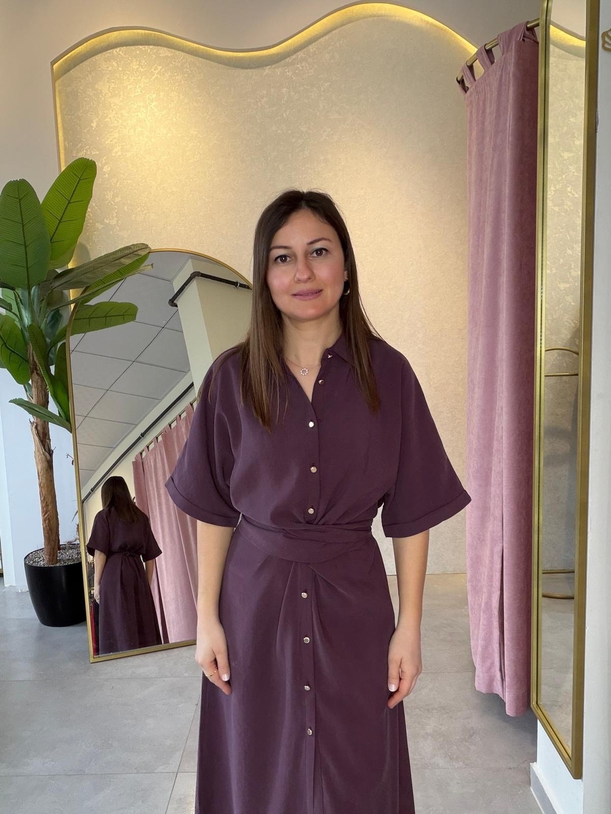 Önden Bağlama Detaylı Mürdüm Elbise