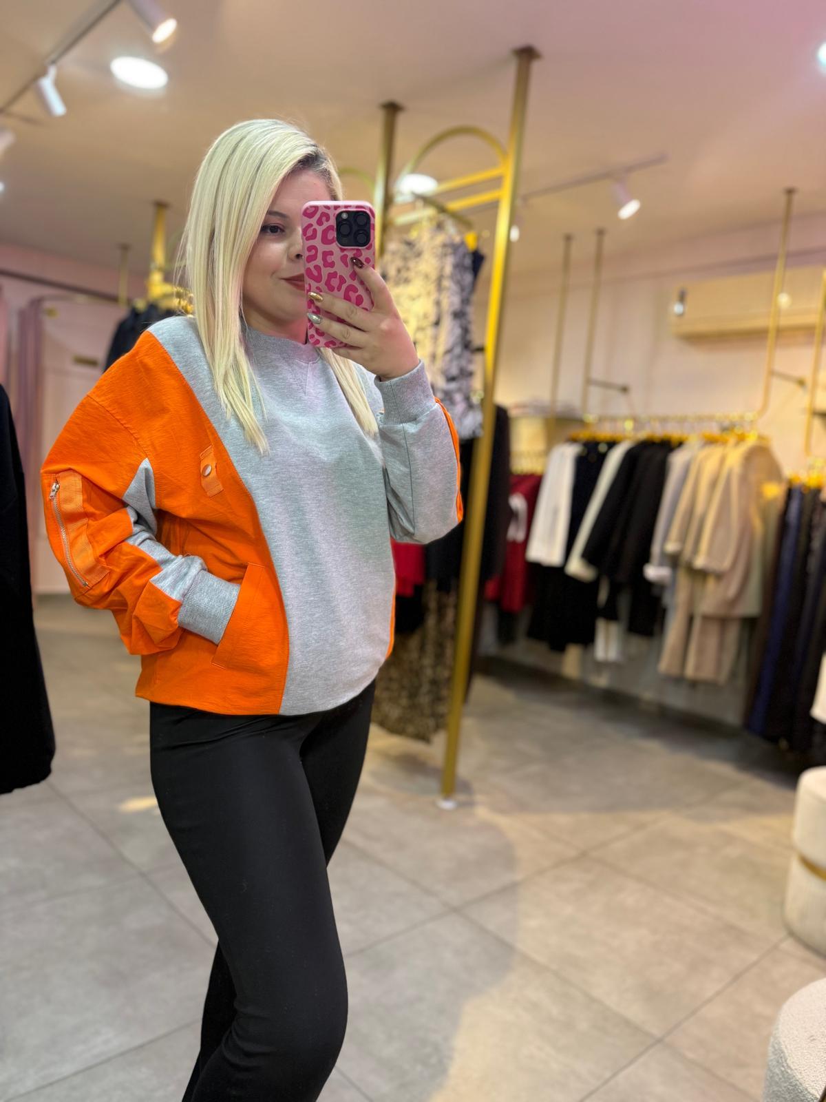 Paraşüt Kumaş Detaylı Turuncu Sweatshirt