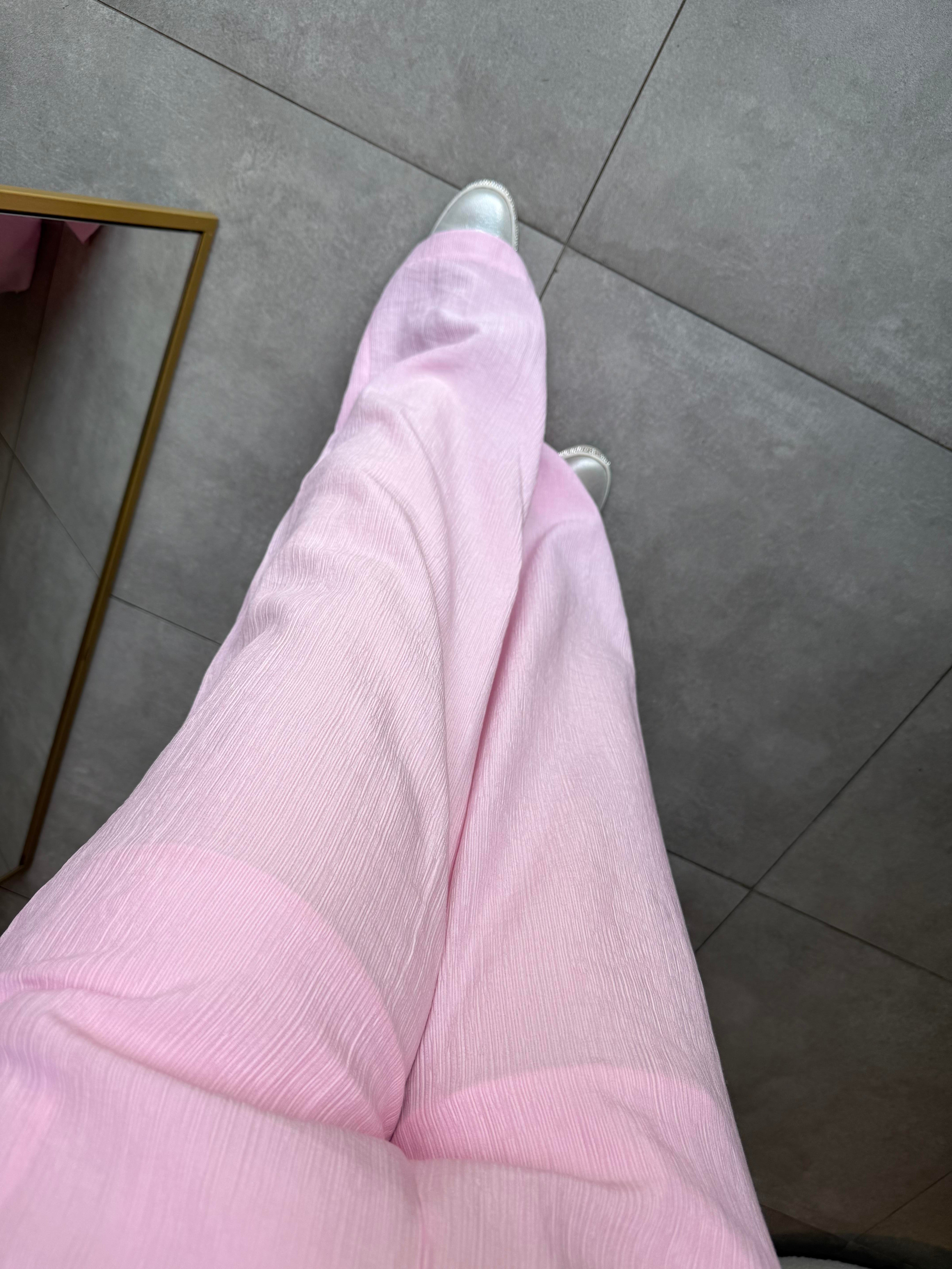 Pembe İçi Şortlu Pantolon 