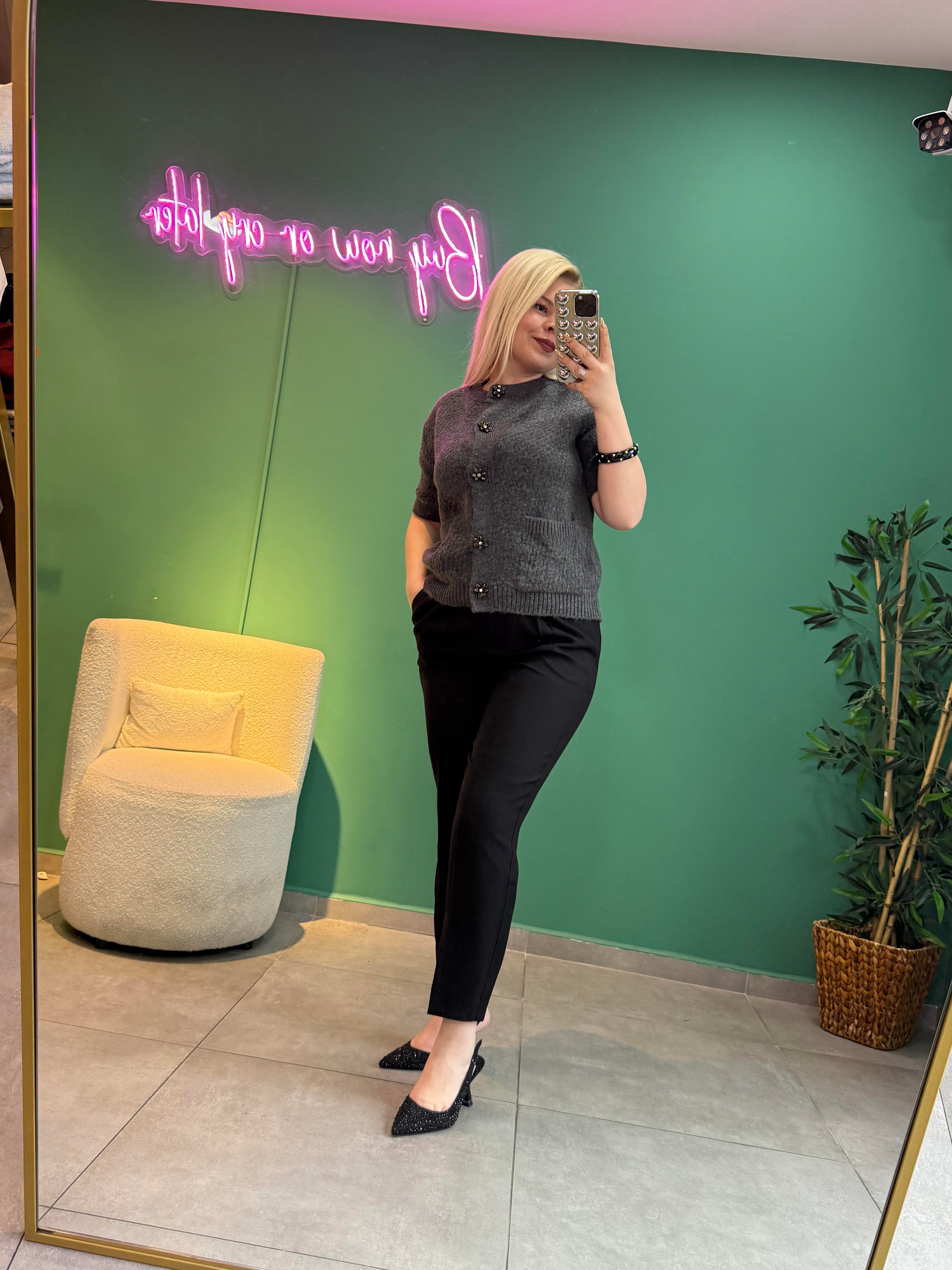 Siyah Kemerli Havuç Pantalon