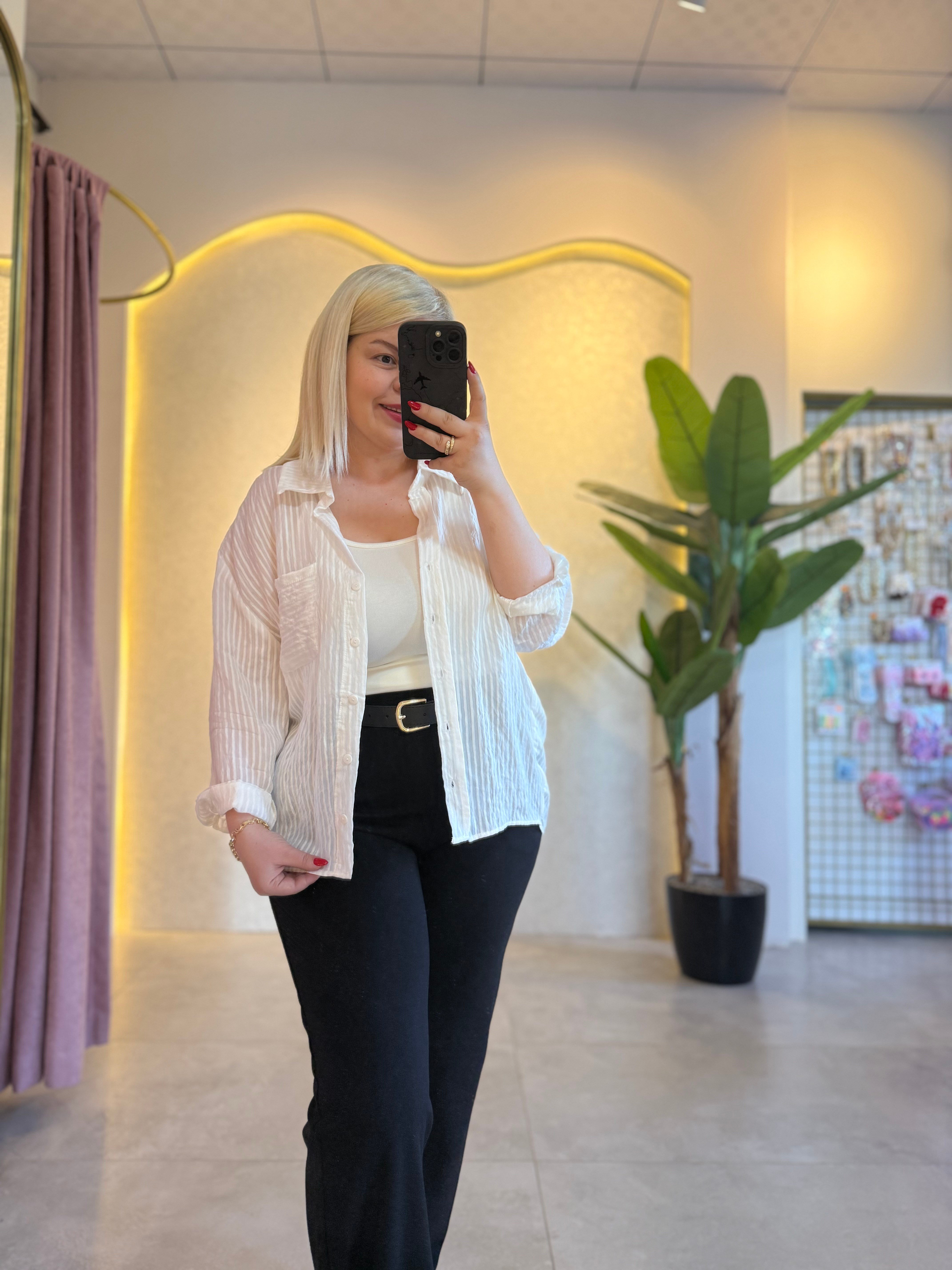Siyah Kemerli Wide Leg Jean