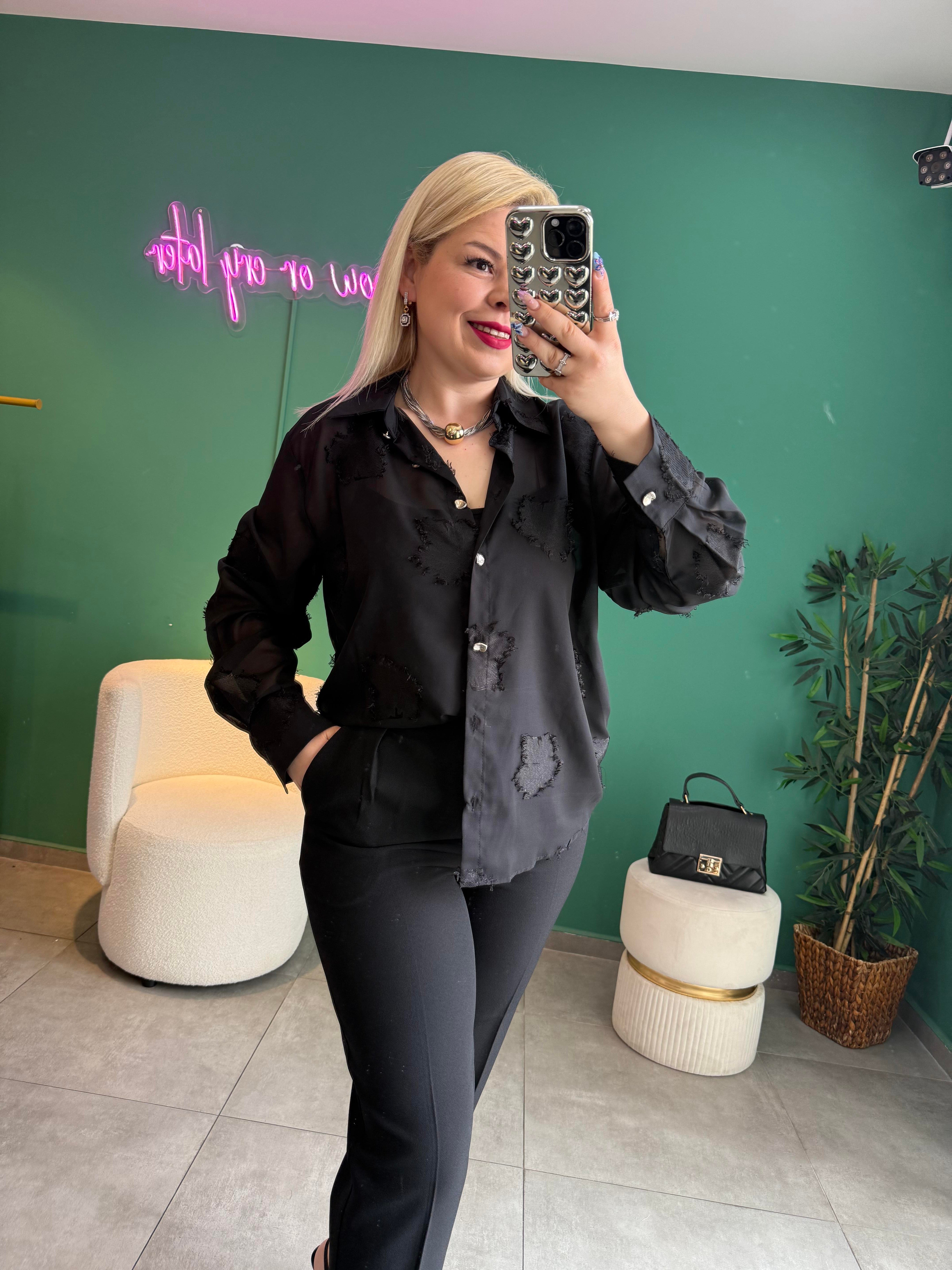 Siyah Şifon Gömlek