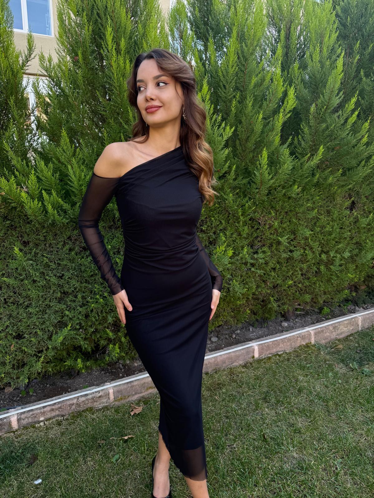 Siyah Tek Omuz Tül Elbise