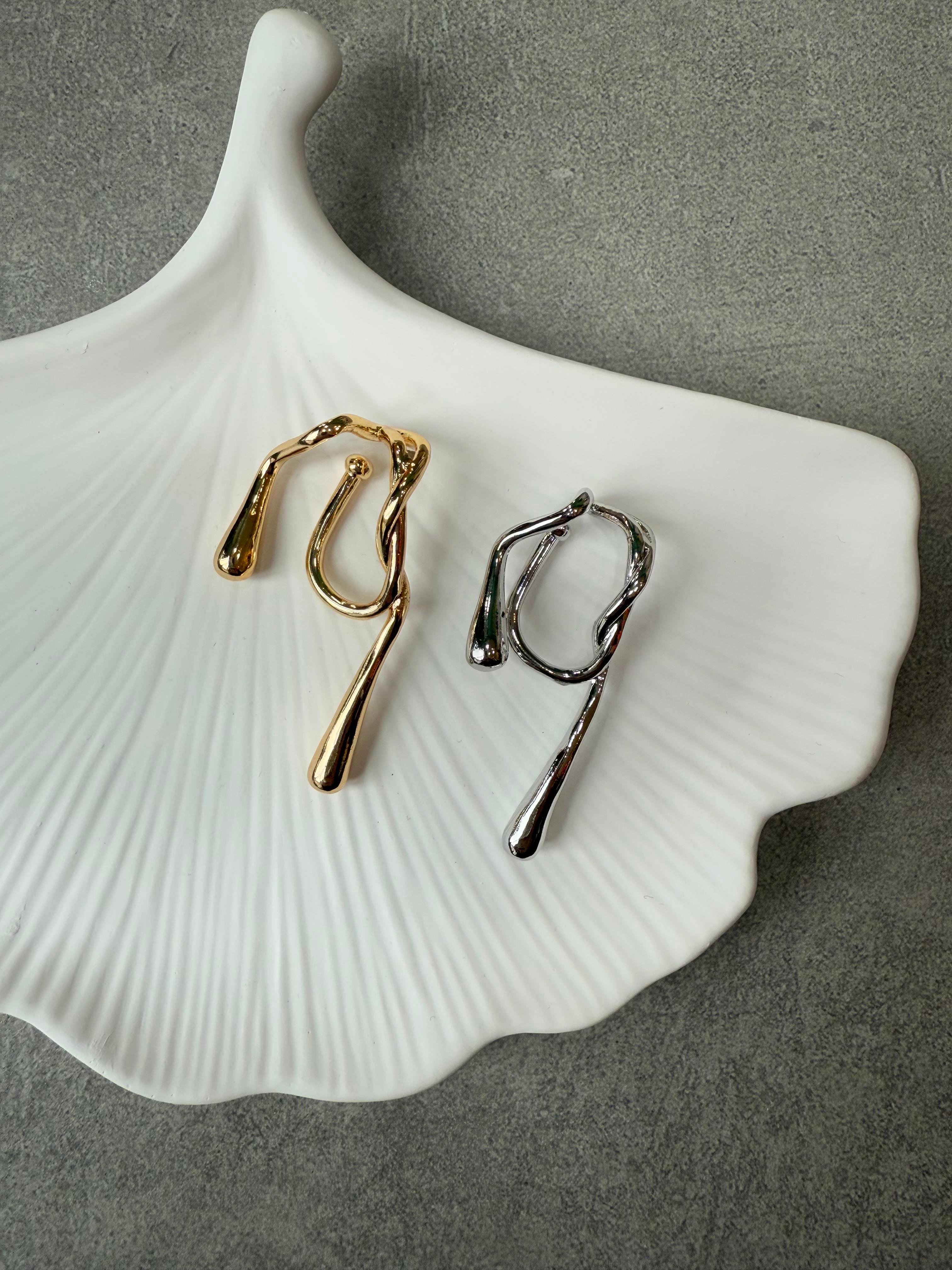 Tasarım Earcuf Gold Küpe