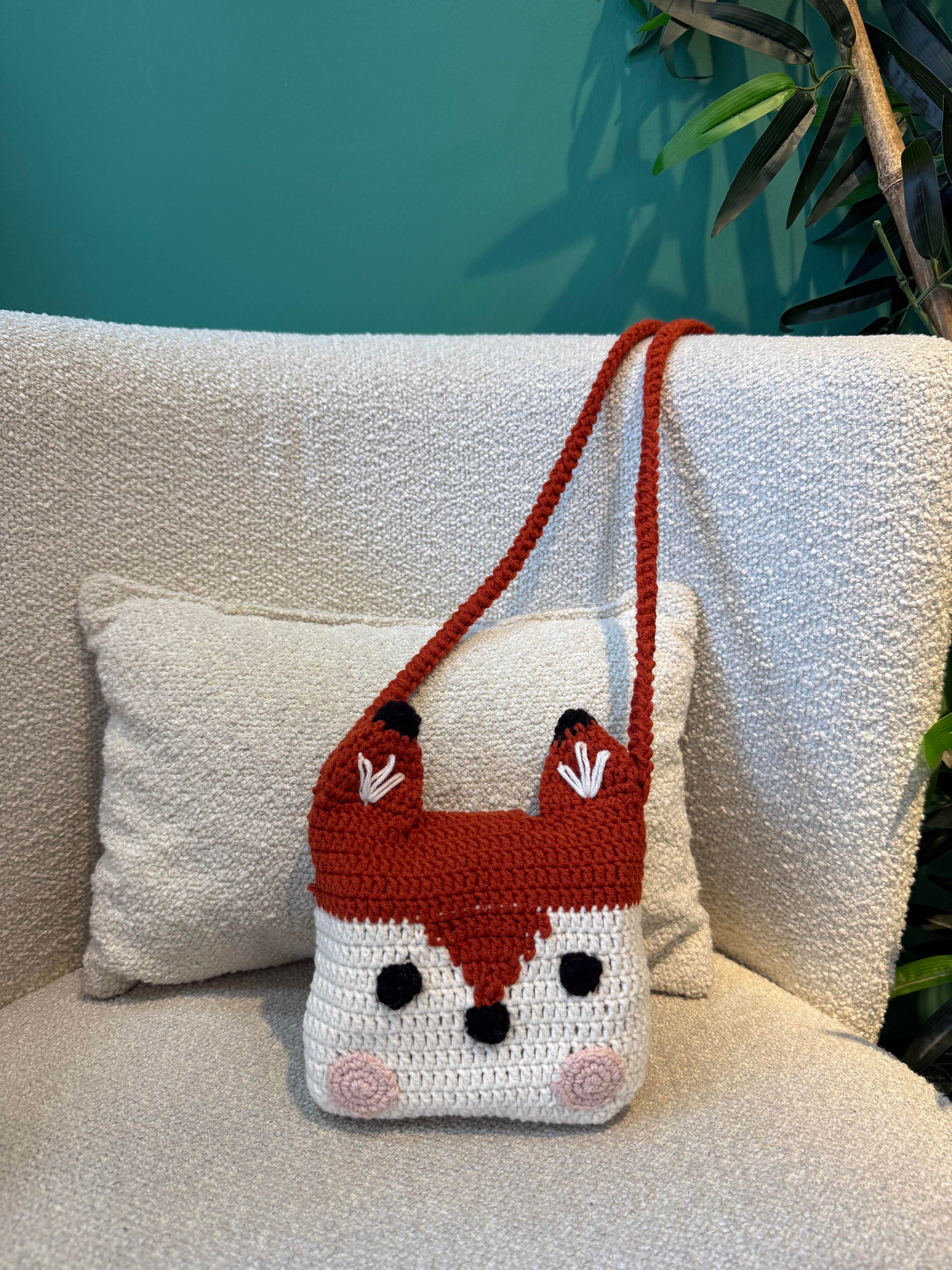 Tilki Amigurumi El Örgüsü Çocuk Çantası
