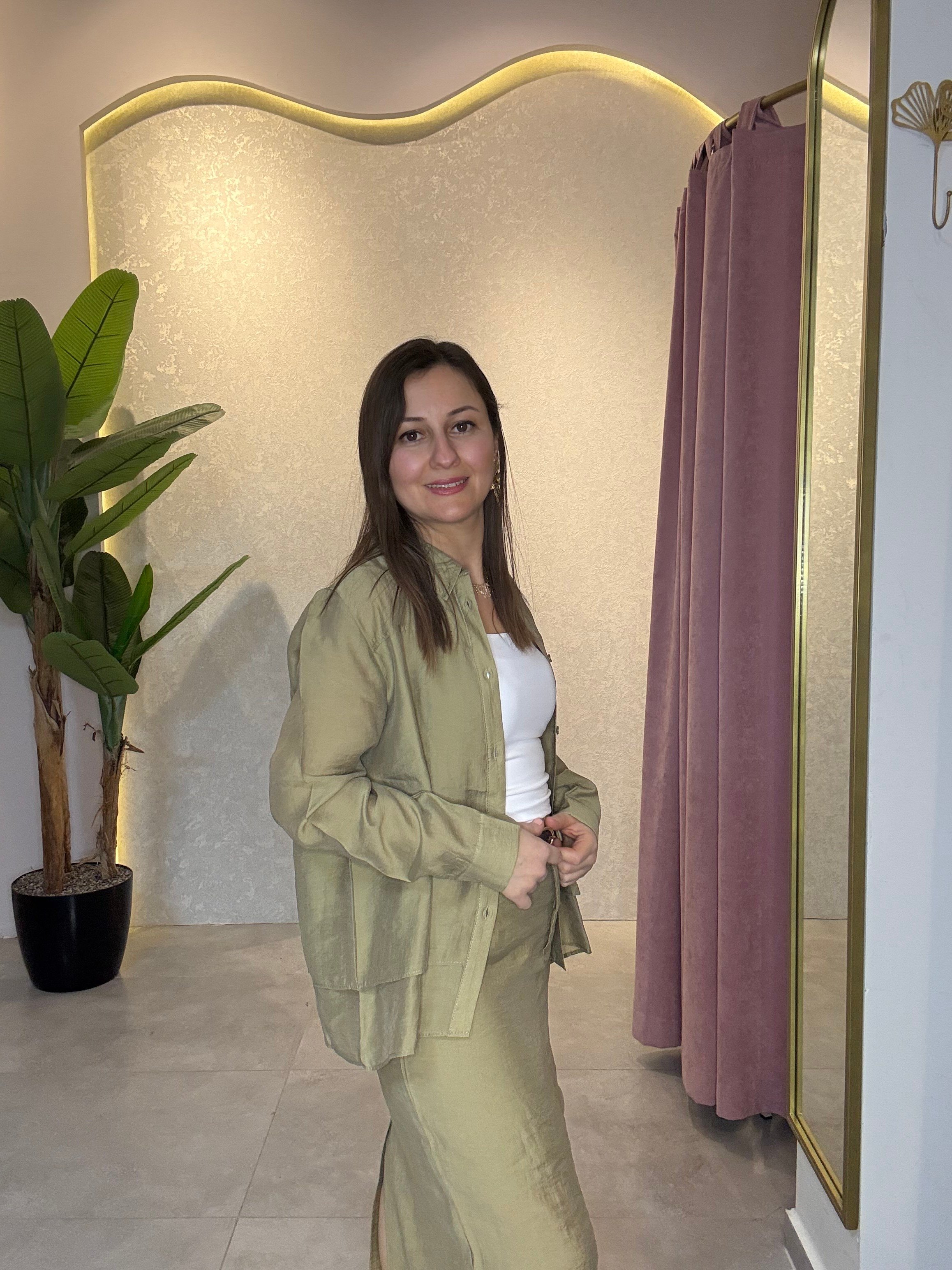 Yağ Yeşili Gömlek