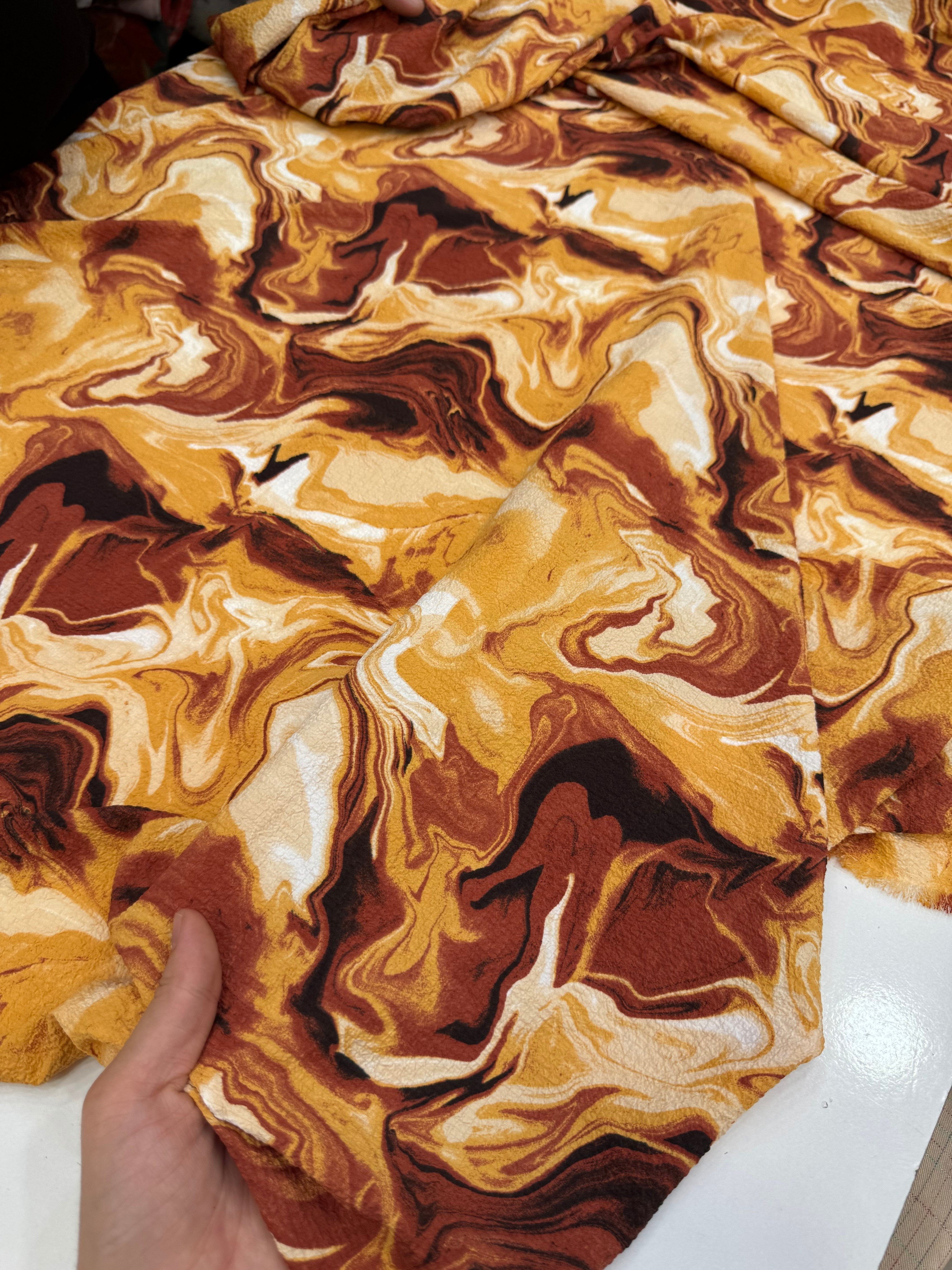 Batik Desenli Gofre Kumaş