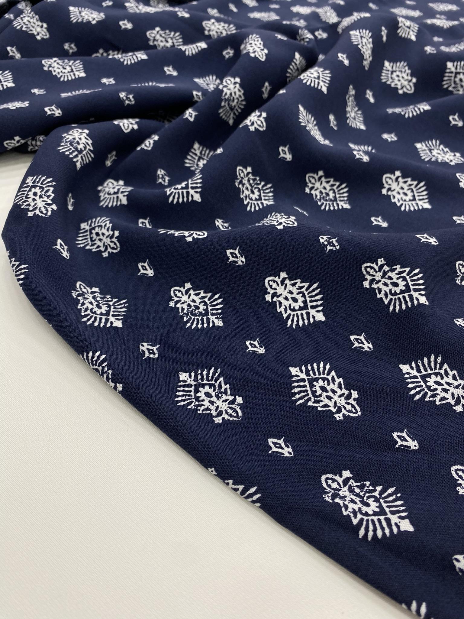 Etnik Desenli Kumaş