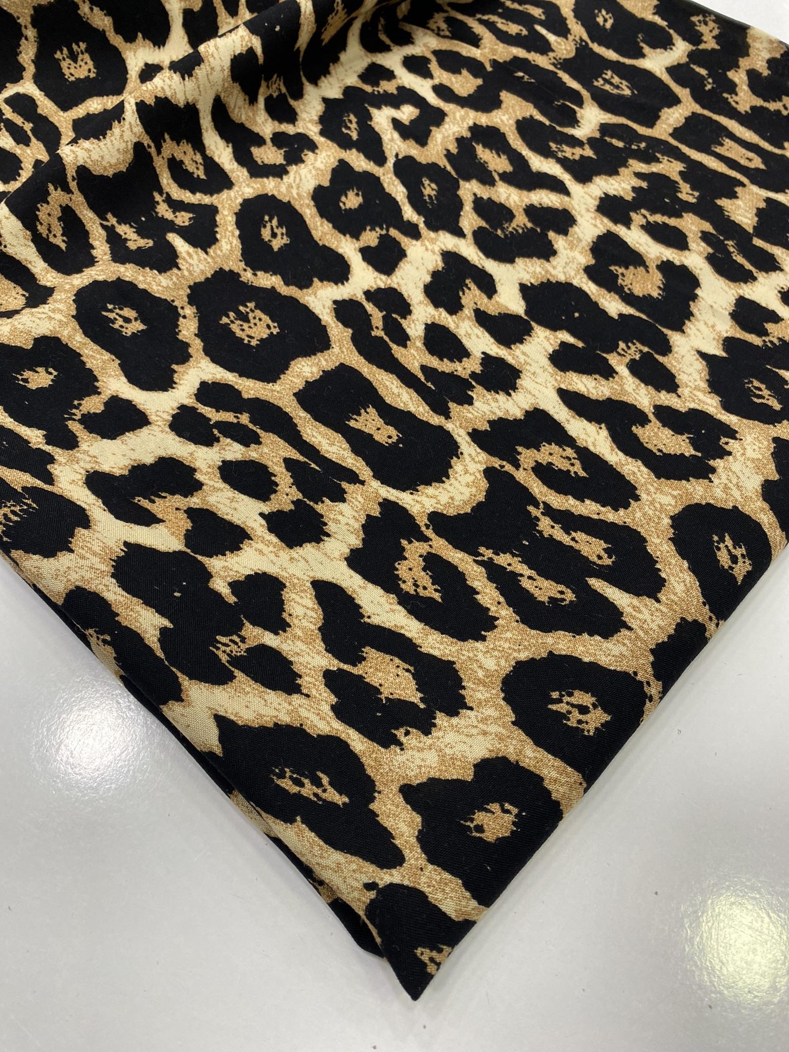 Leopar desenli viskon