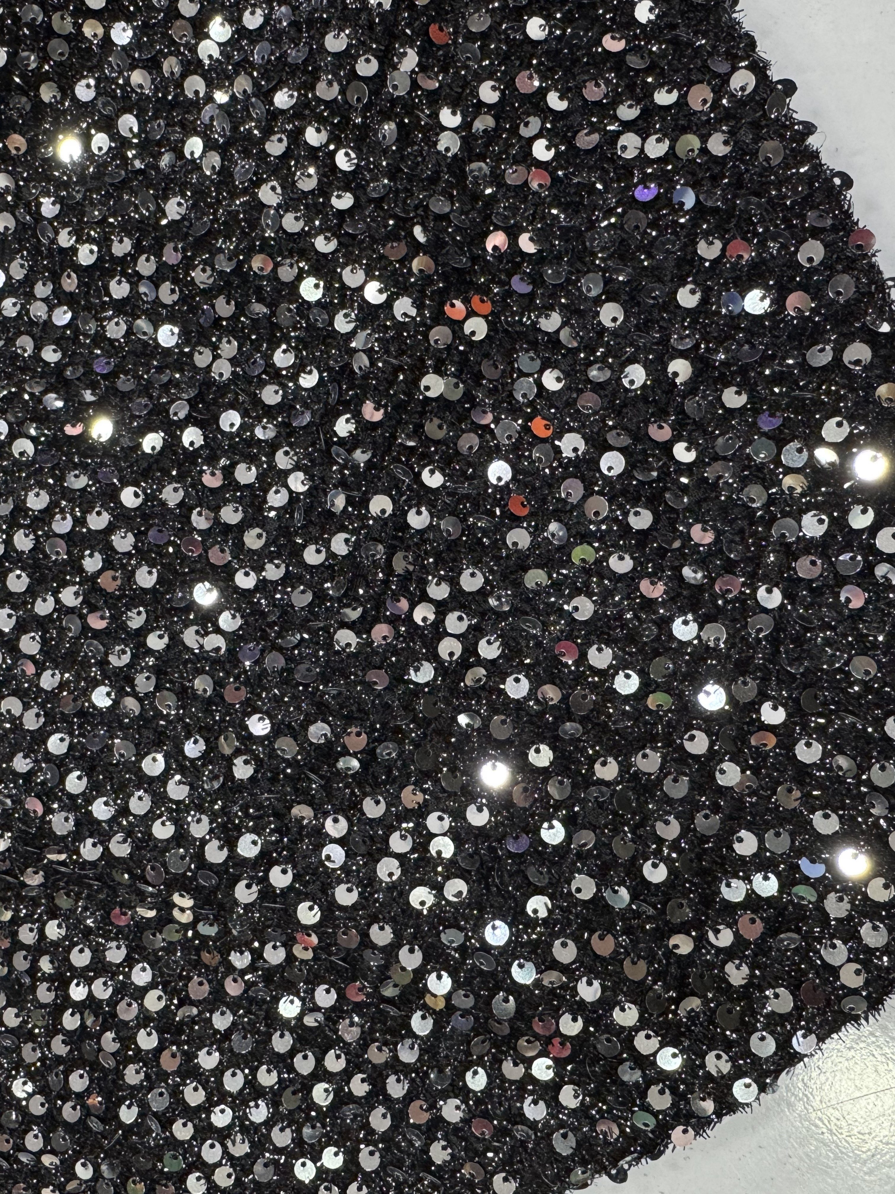 Sakallı Pullu Kumaş