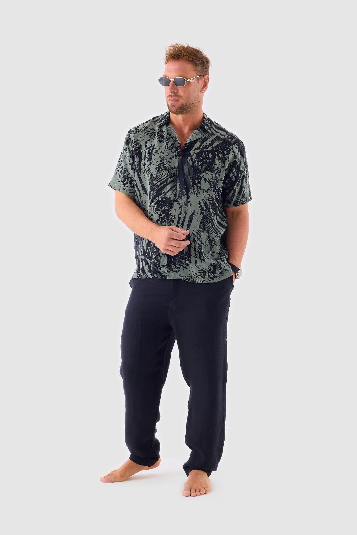 Green Short-Sleeve Shirt