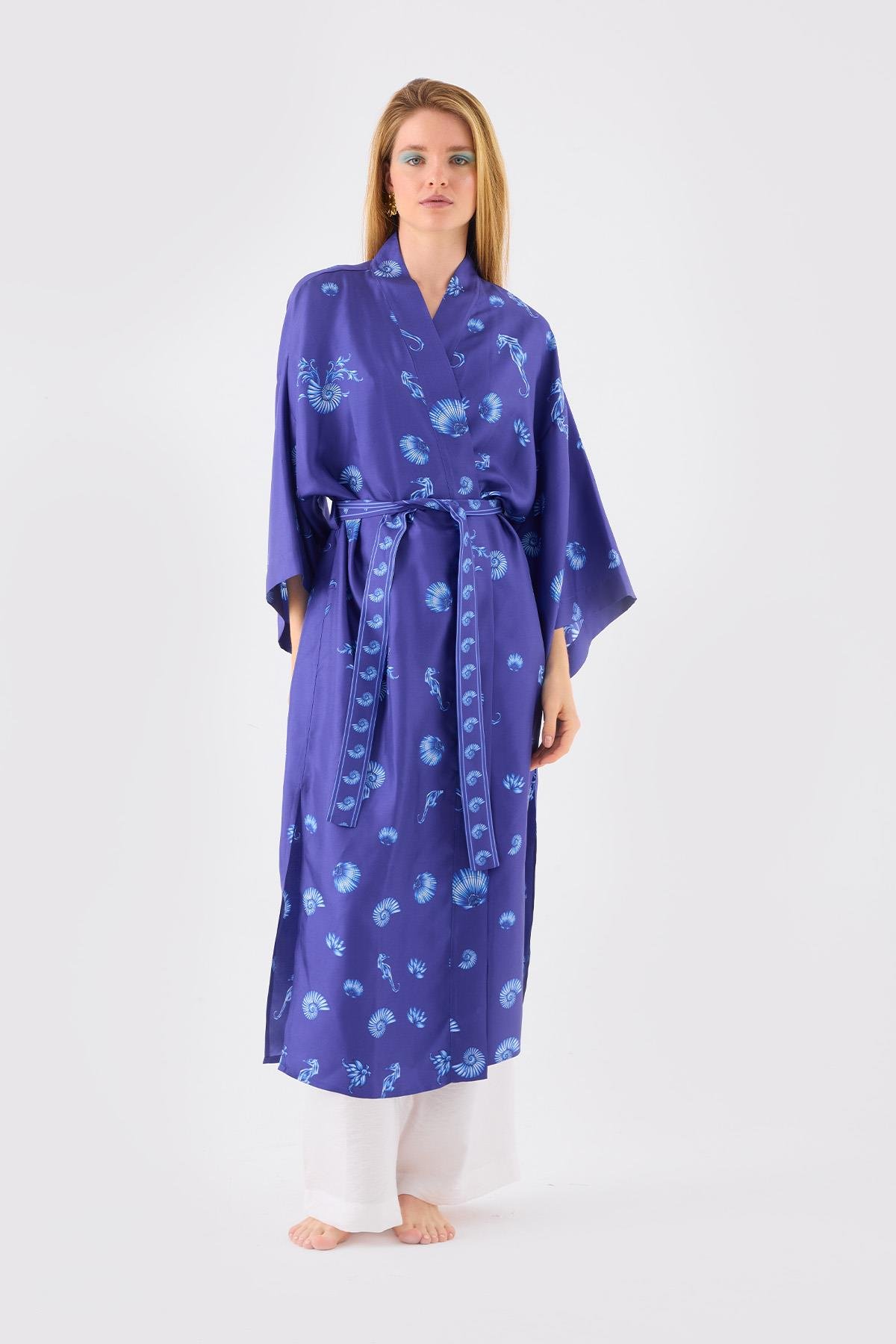 Sophisticated Blue Blanc, Blue Kimono