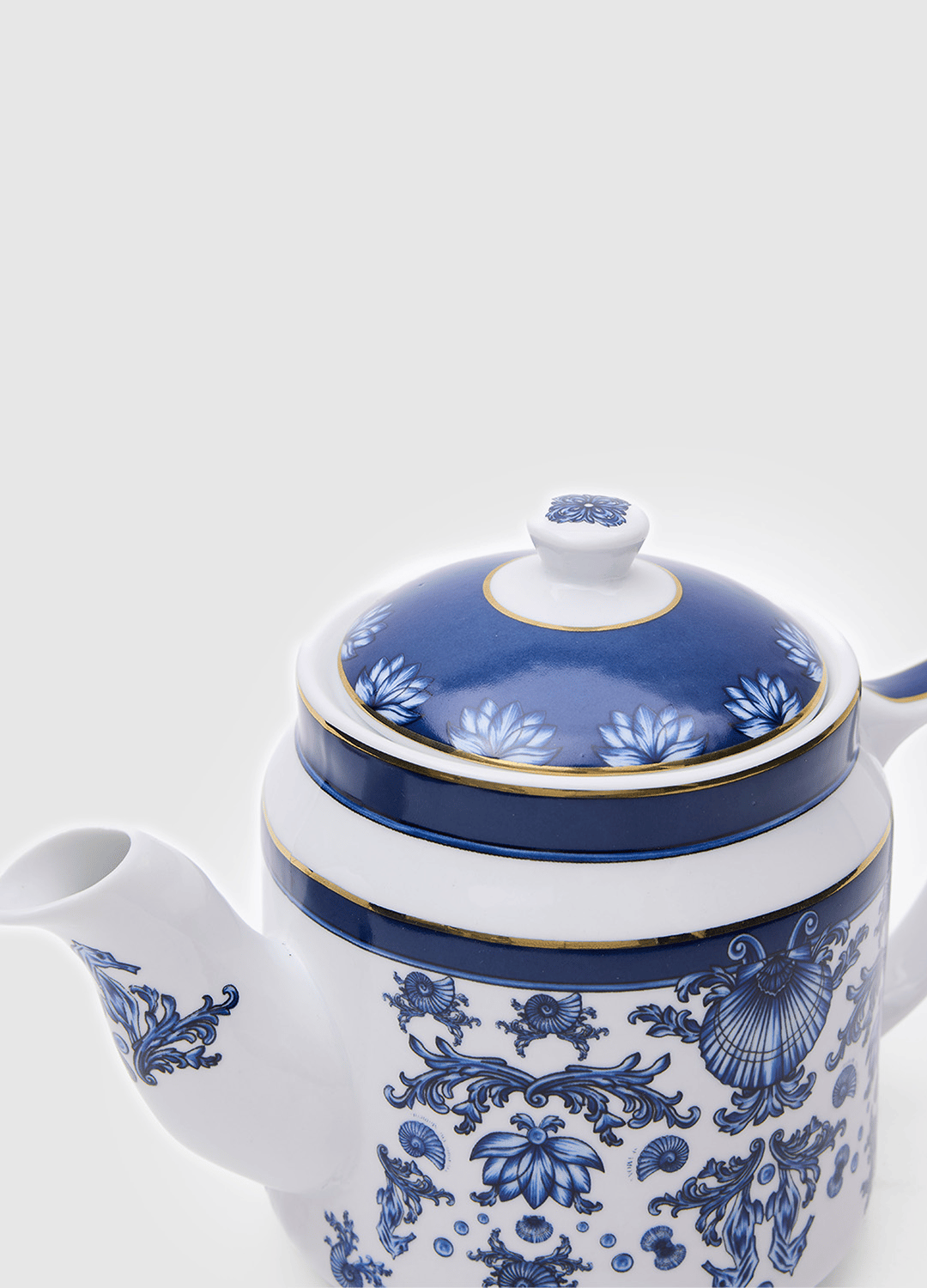 Sophisticated Blue Blanc Tea Pot 