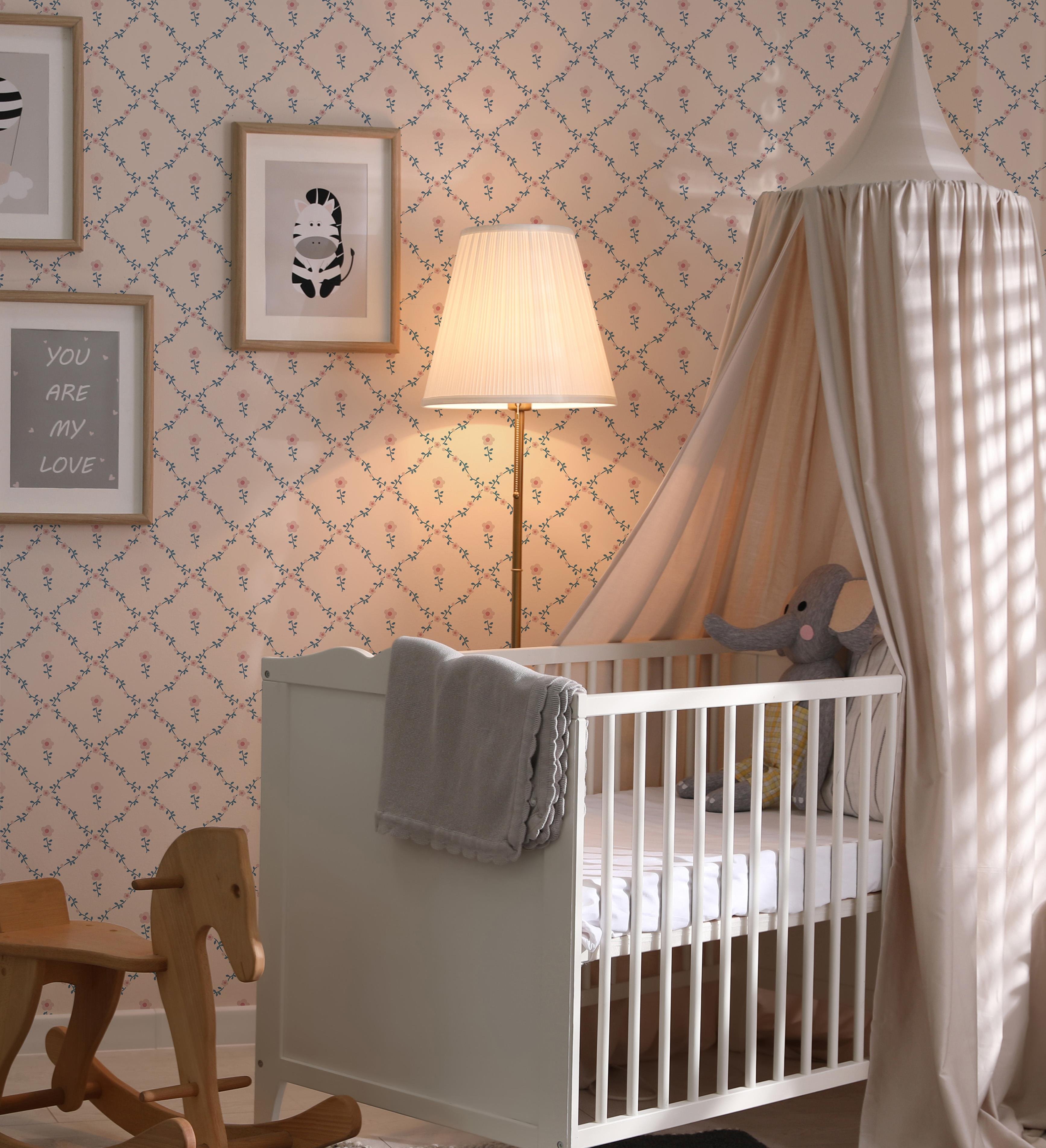 Sarmal Yapraklar ve Minik Yalın Çiçek Konseptli Minimal Desen Bebek & Çocuk Odası Duvar Kağıdı