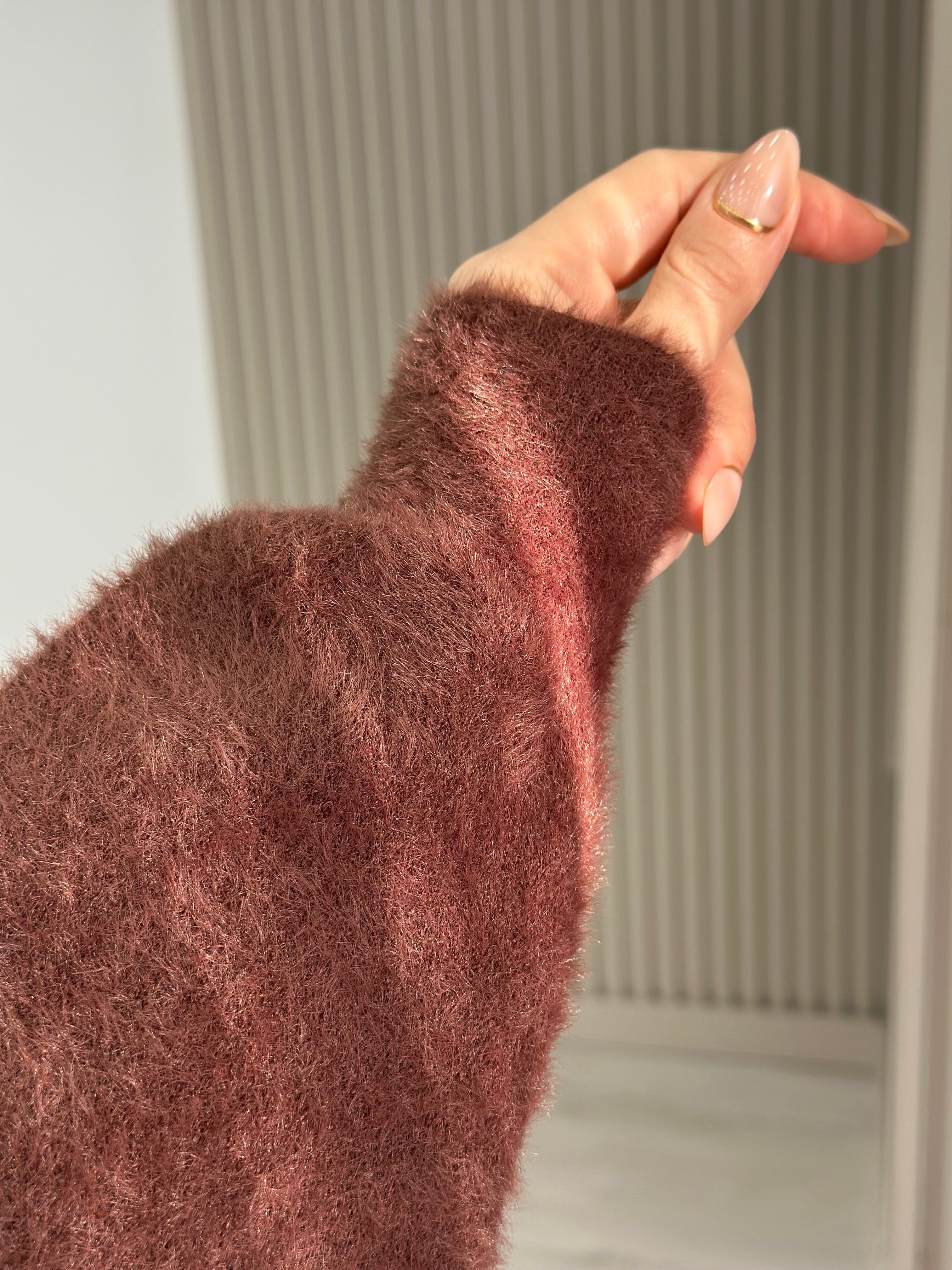 Angora İplik Gold Düğmeli Hırka Kahve