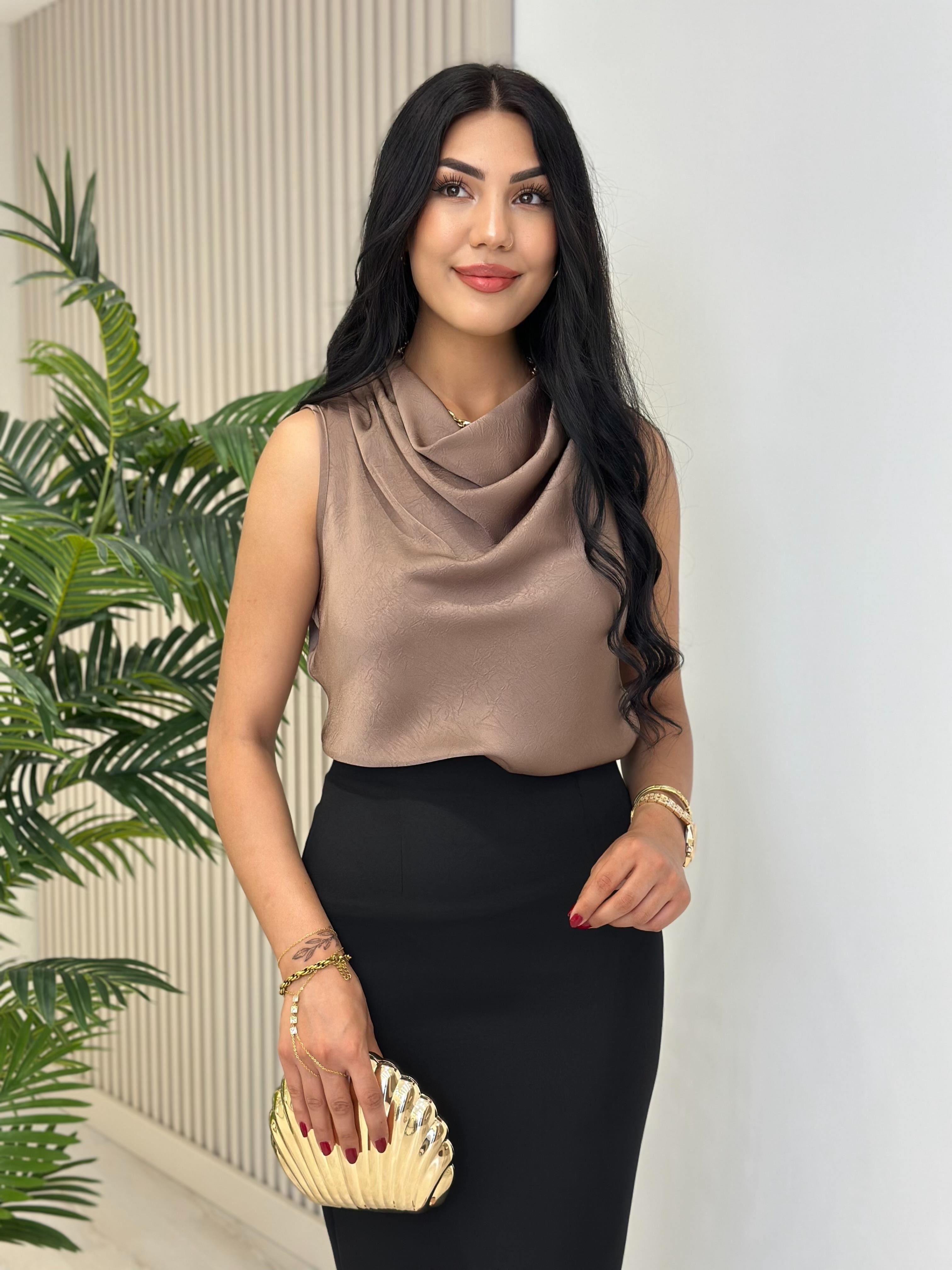 Degaje Yaka Pamuk Saten Premium Kalite Bluz Kahve
