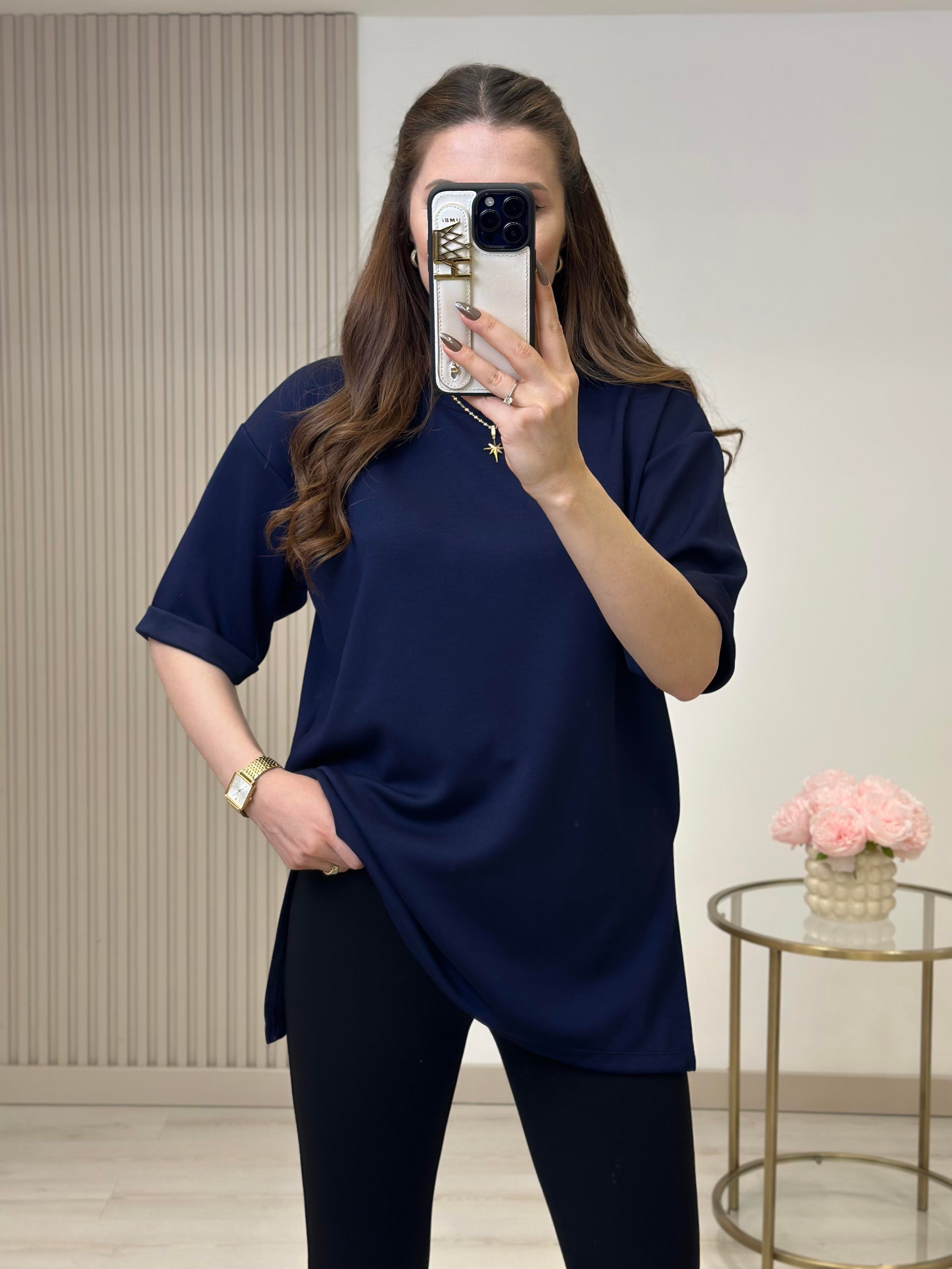 Double Kol Yanları Yırtmaçlı Tok Dokulu Modal Kumaş Tshirt Lacivert