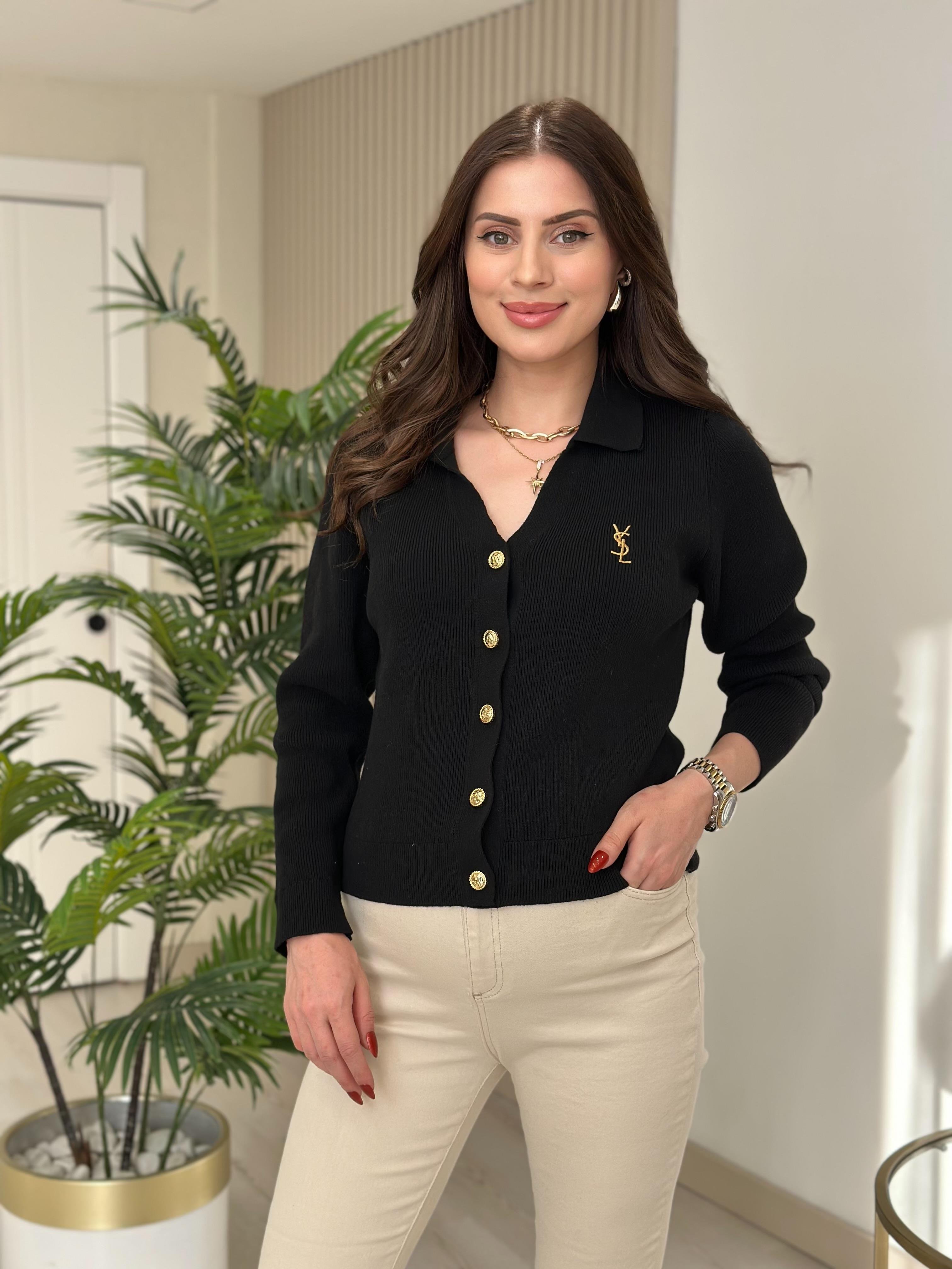 Gold Düğmeli Göğsü İşlemeli Hırka Siyah