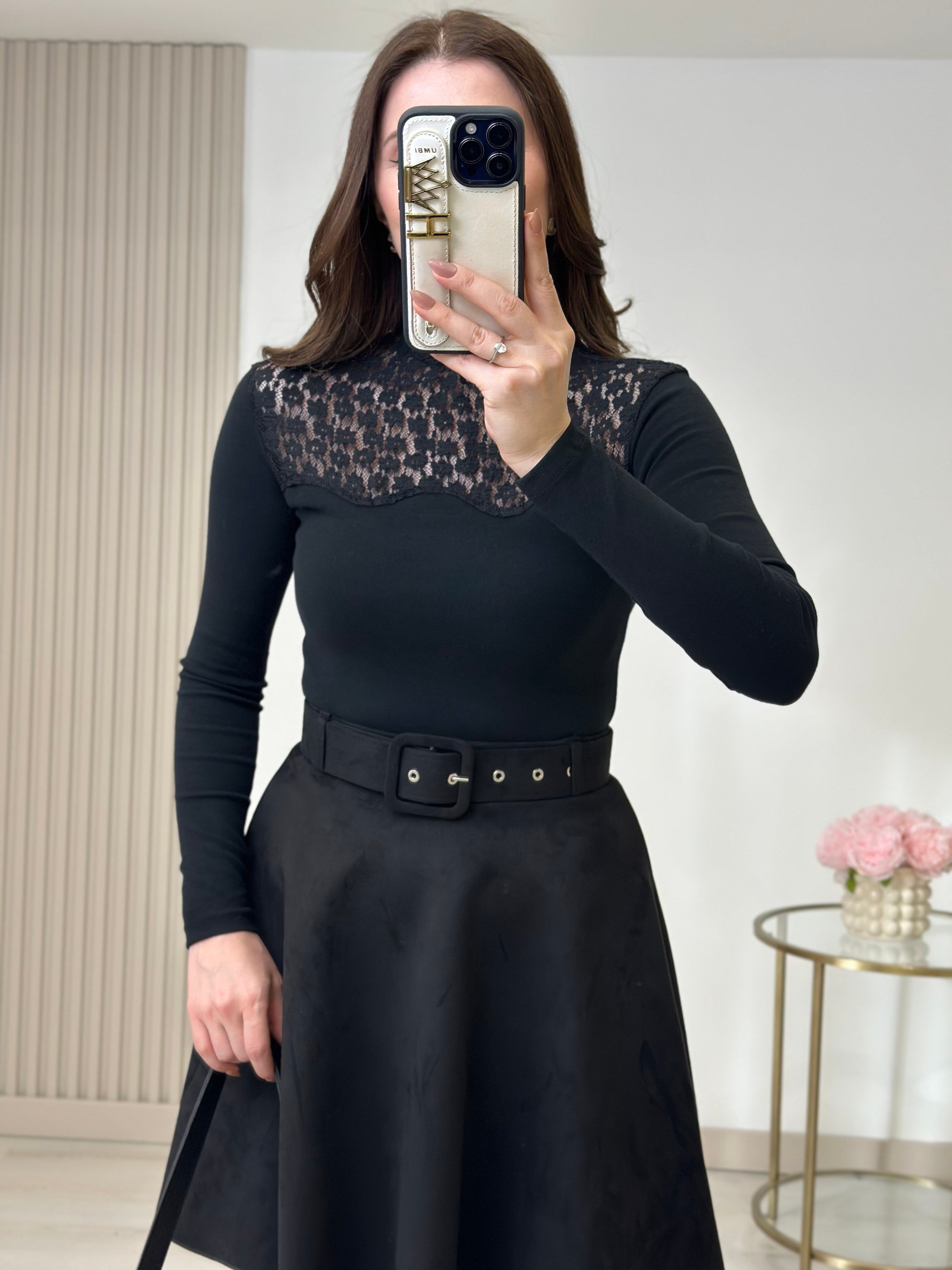 Güpür Detaylı Örme Modal Bluz Siyah