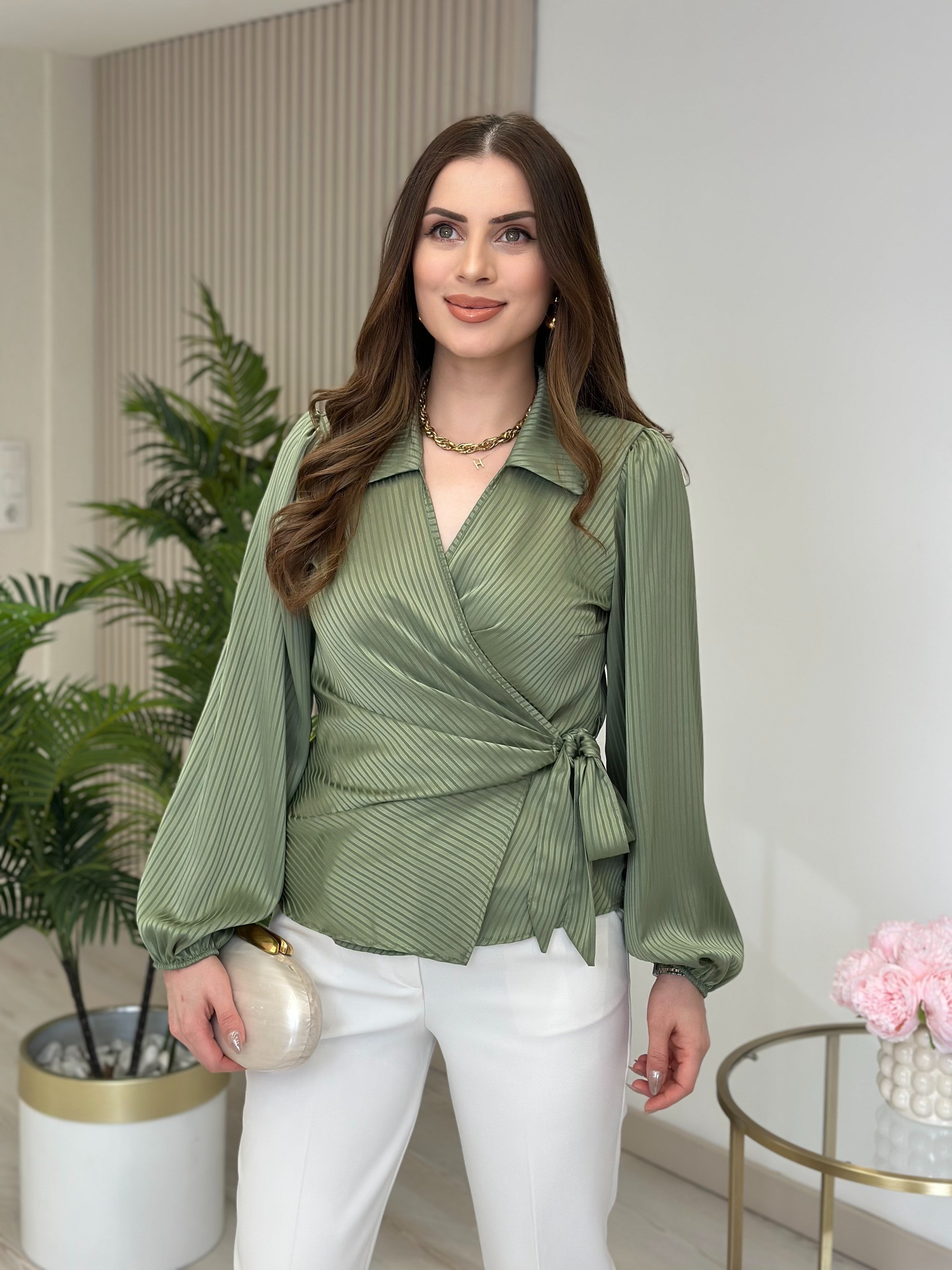 Jakarlı Çizgi Dokulu Kruvaze Bluz Mint