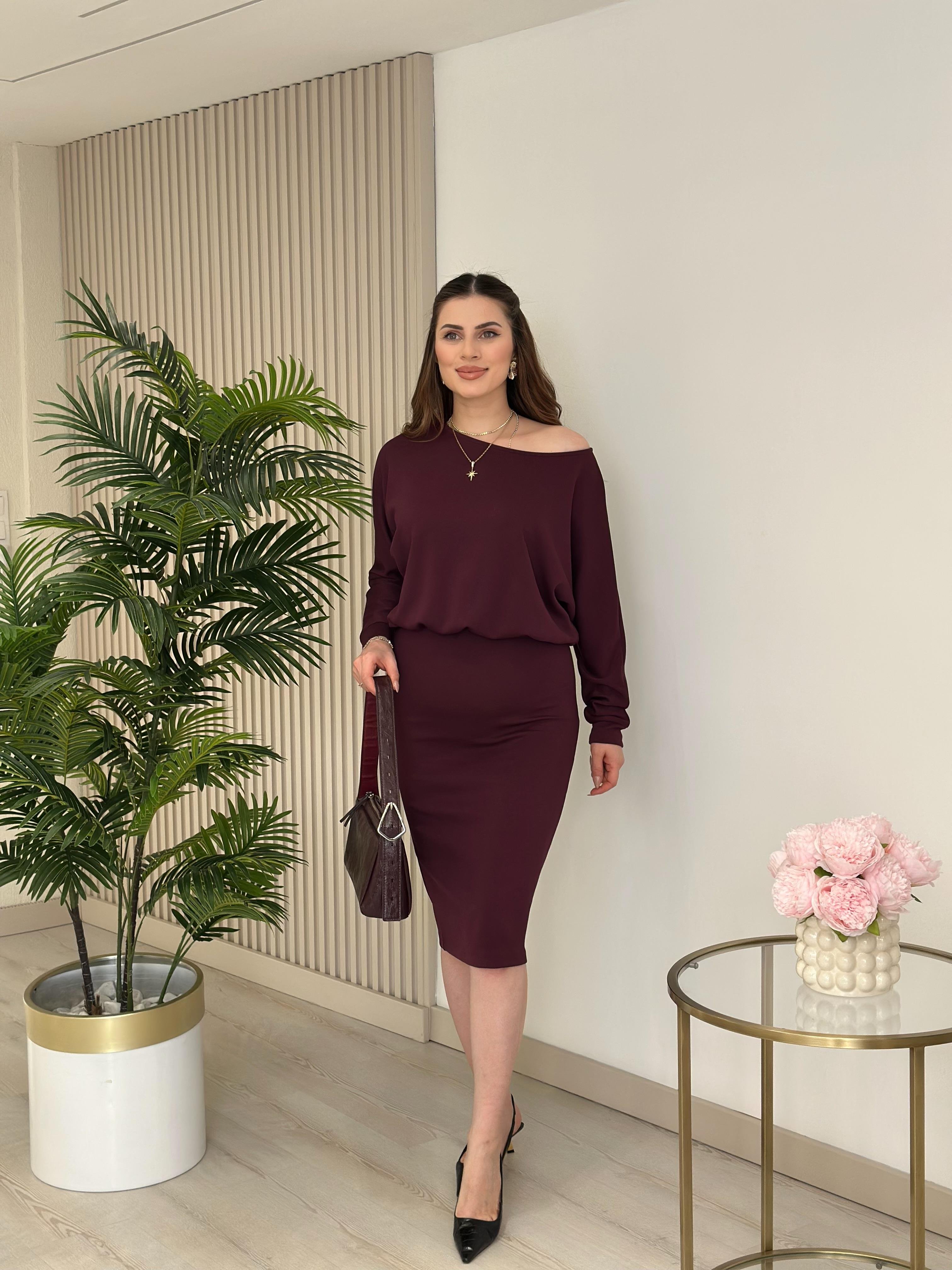 Kayık Yaka Beli Lastikli Modal Kumaş Elbise Mürdüm