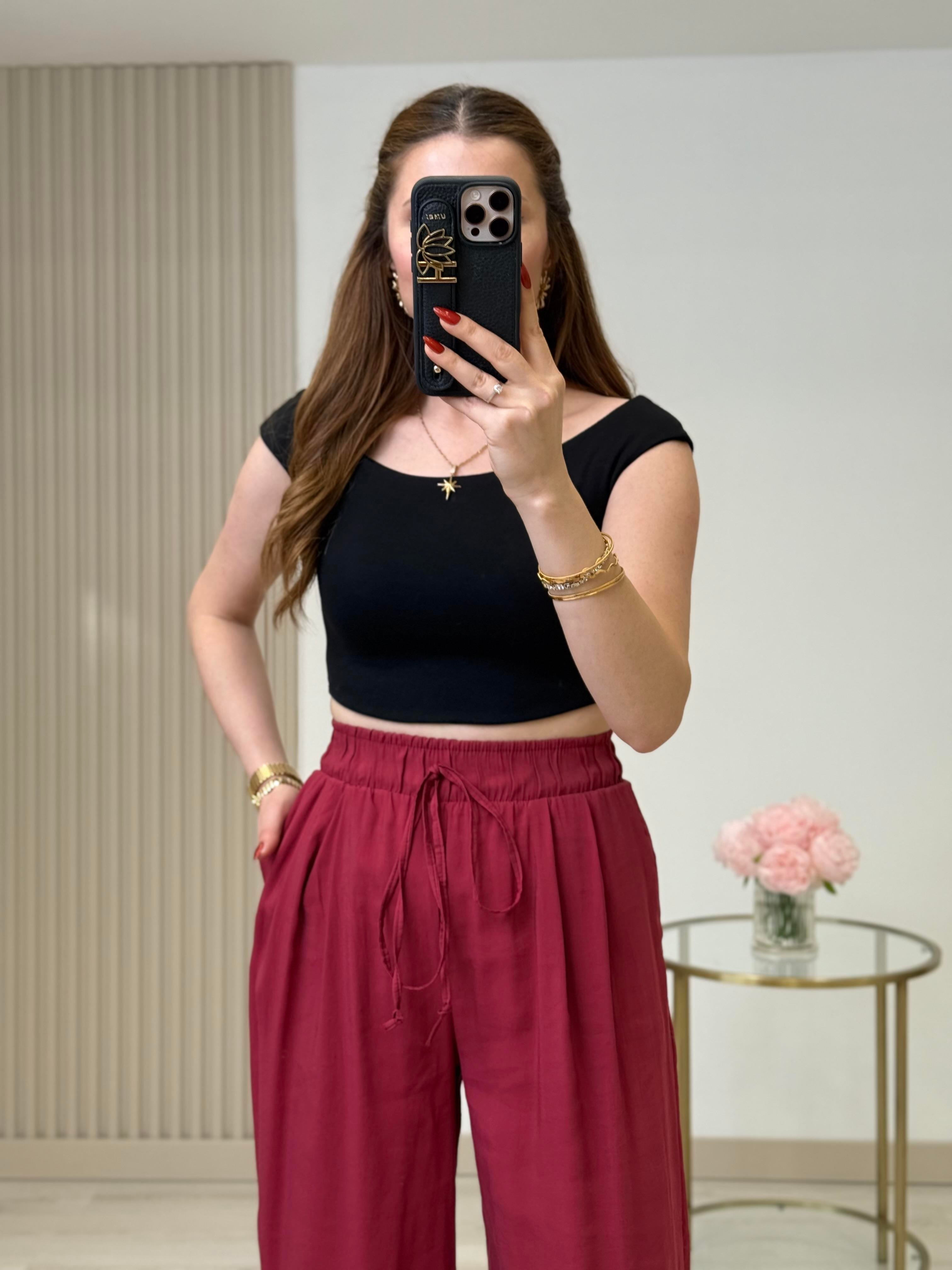 Kayık Yaka Crop Basıc Siyah