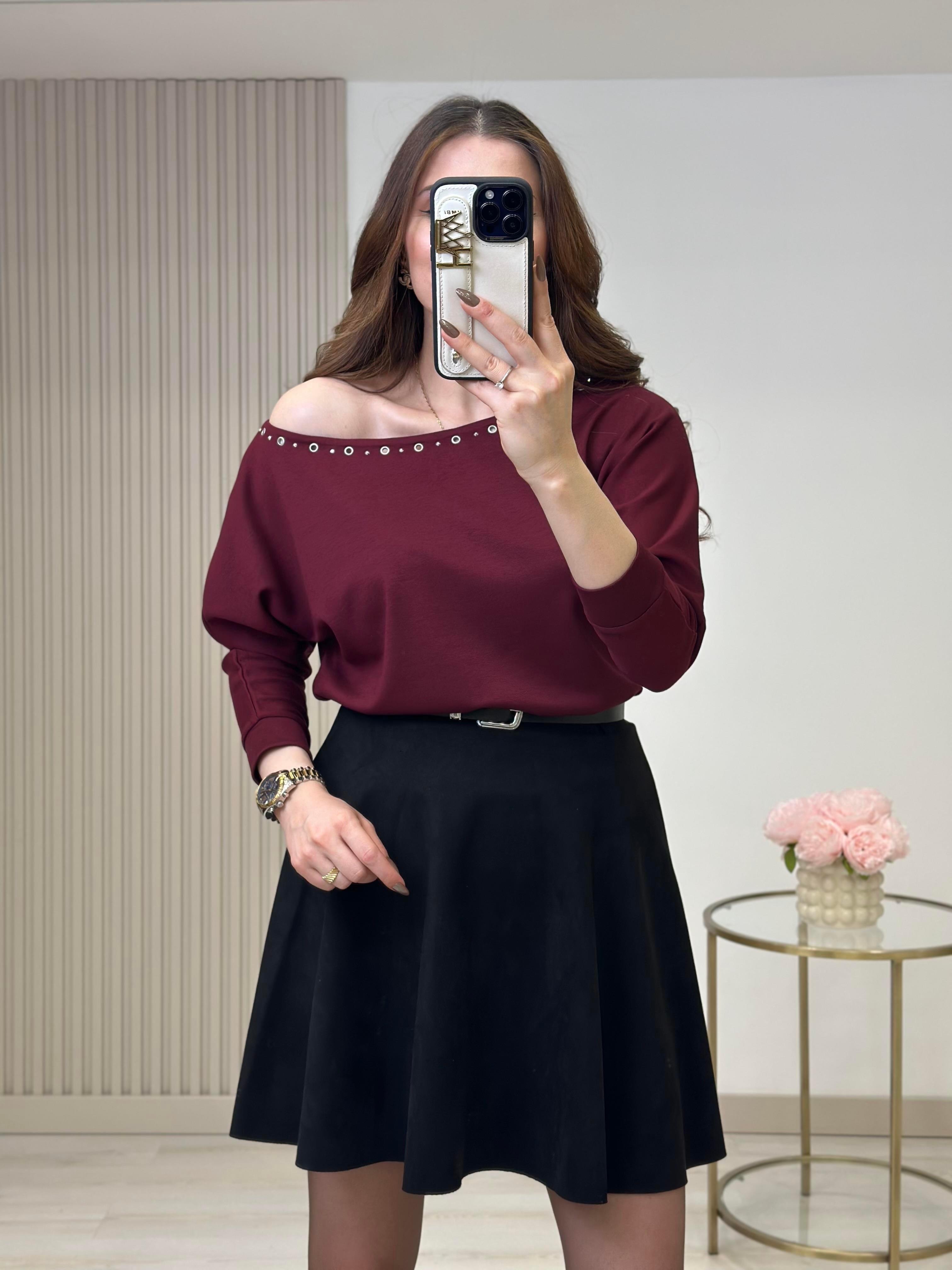 Kayık Yaka Kuşgözü Detaylı Modal Kumaş Bluz Bordo