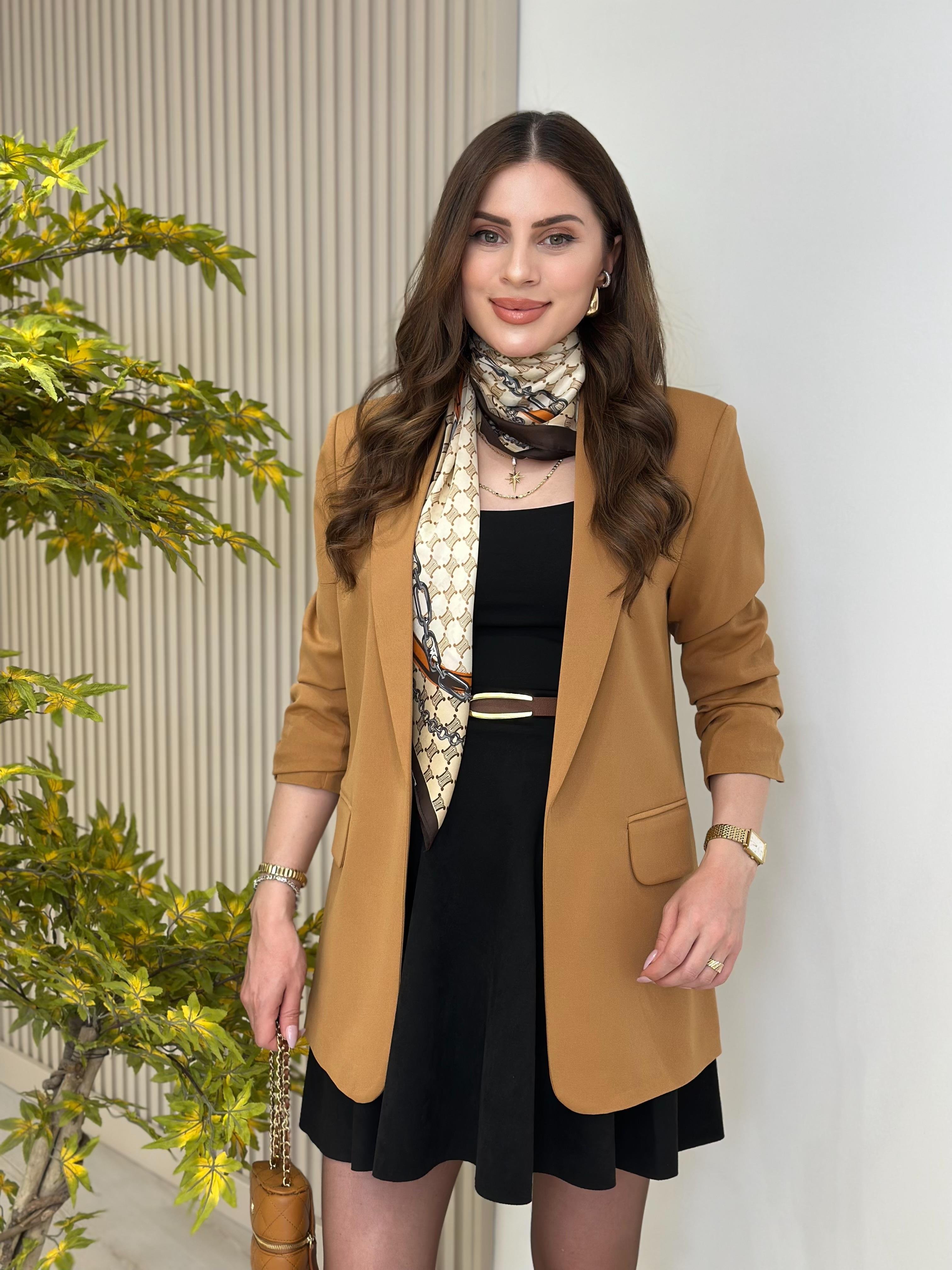 Kolu Büzgü Detaylı Blazer Ceket Karamel