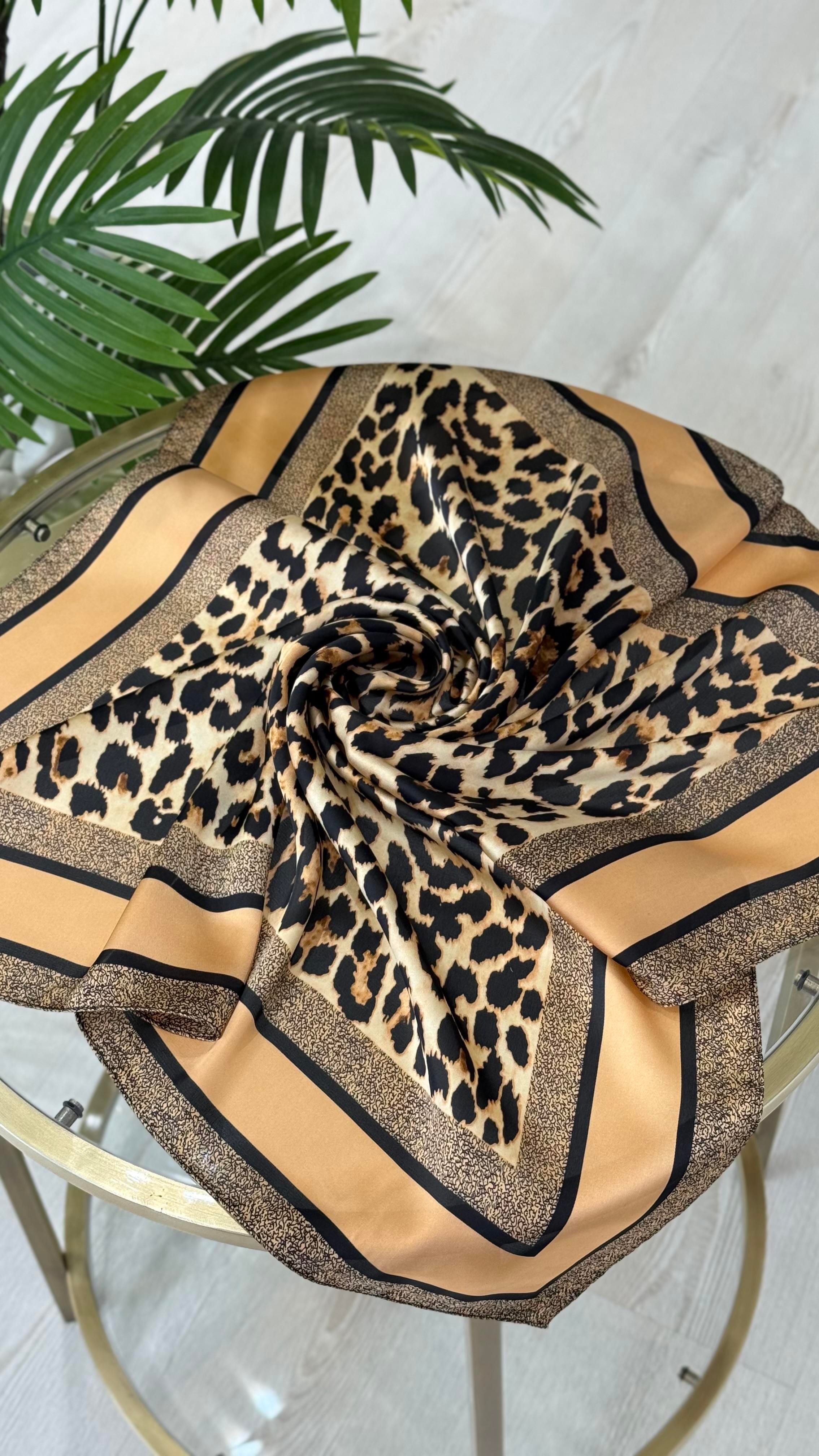 Leopar Desenli Fular