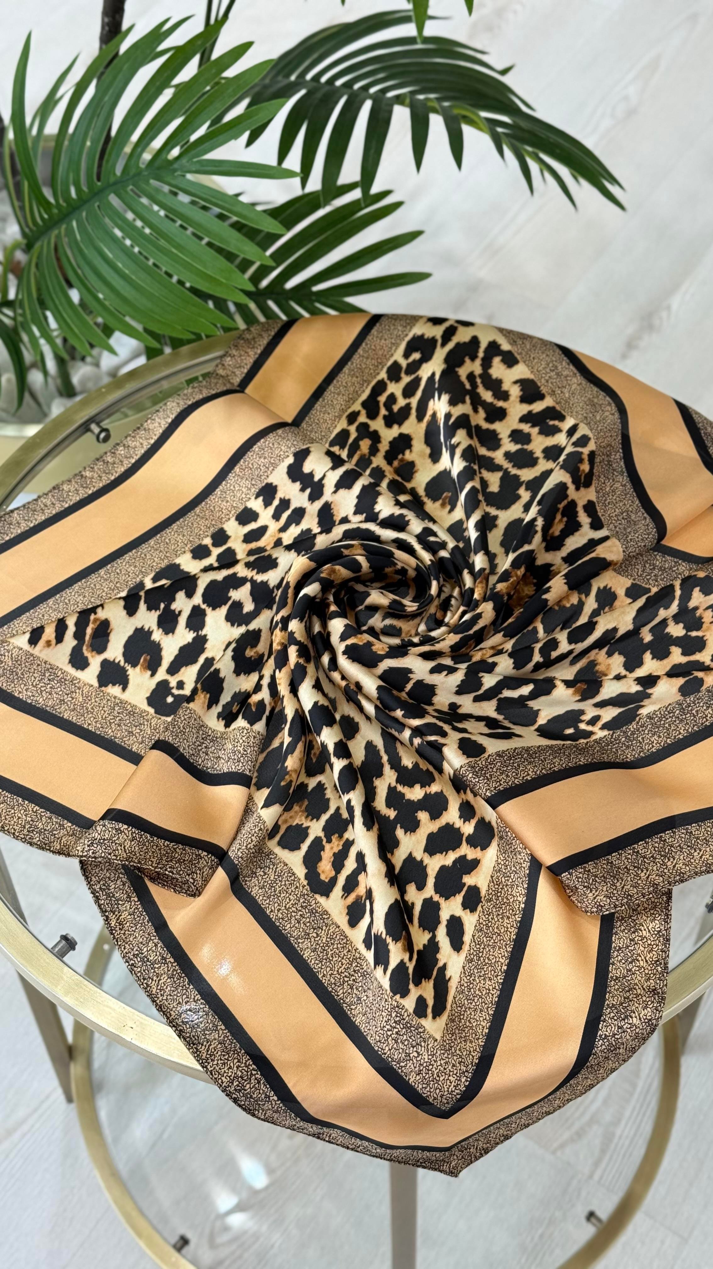 Leopar Desenli Fular