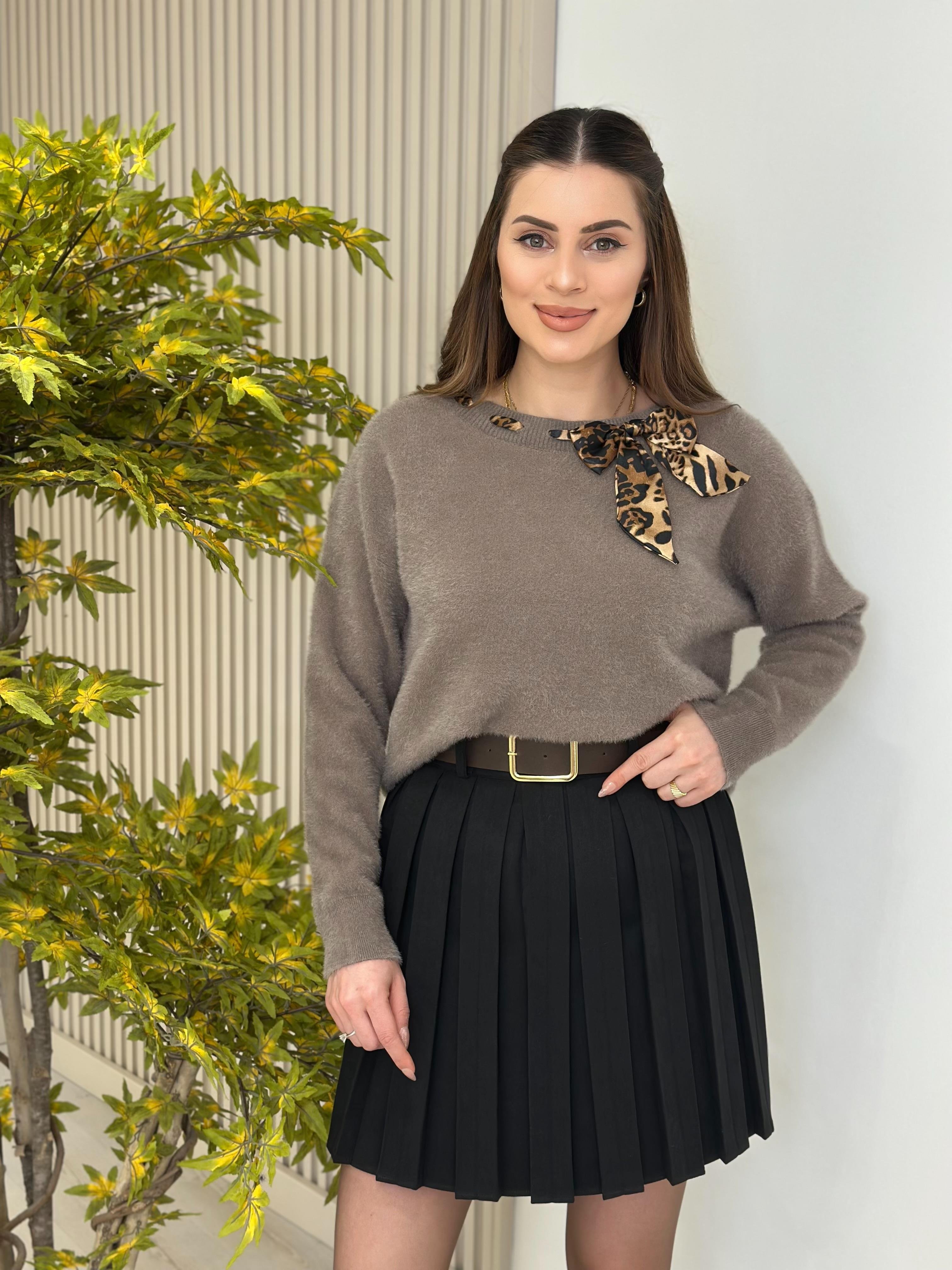 Leopar Fularlı Angora Kazak Kahve