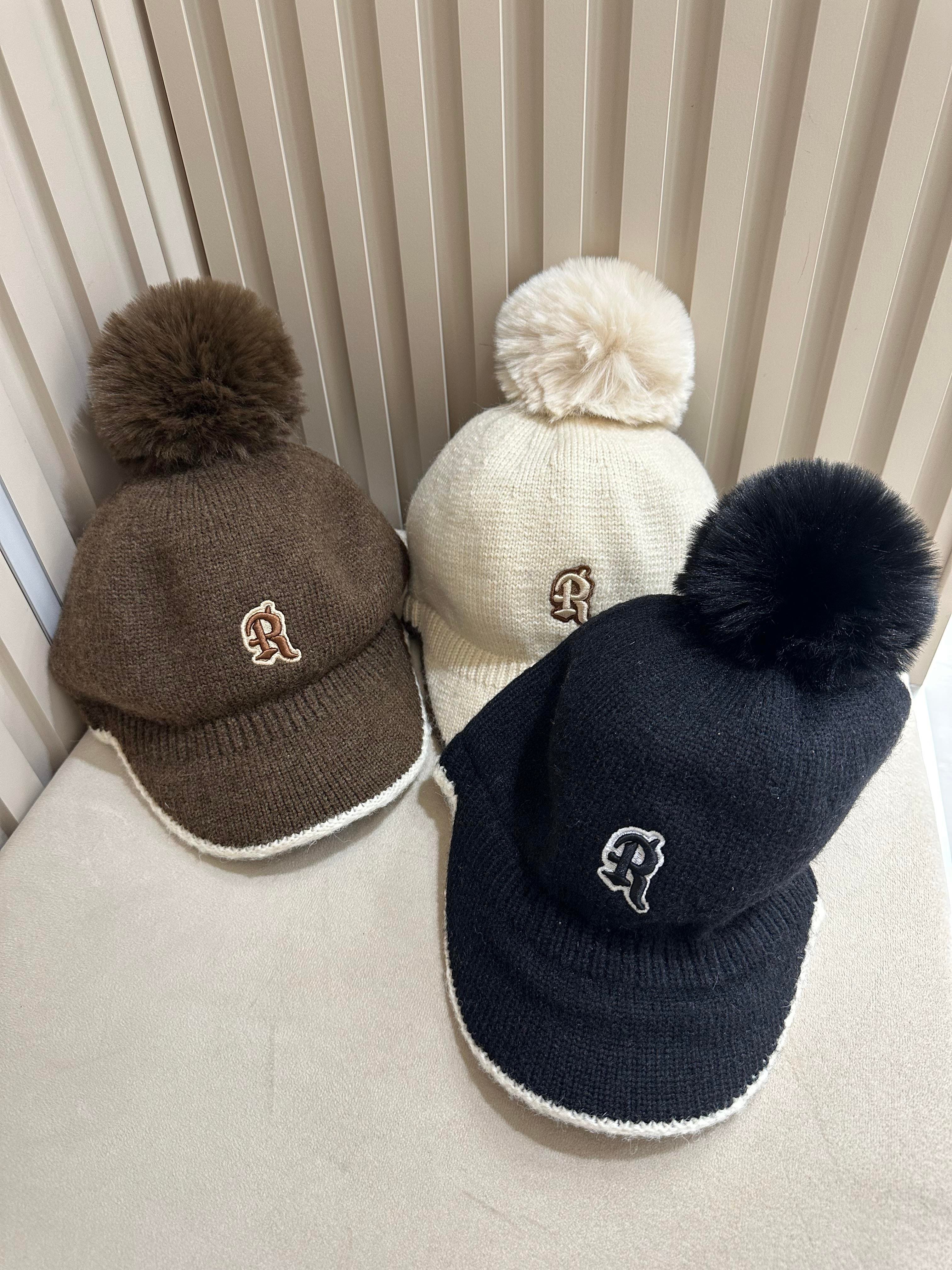 Örgü Ponponlu Kep Siyah