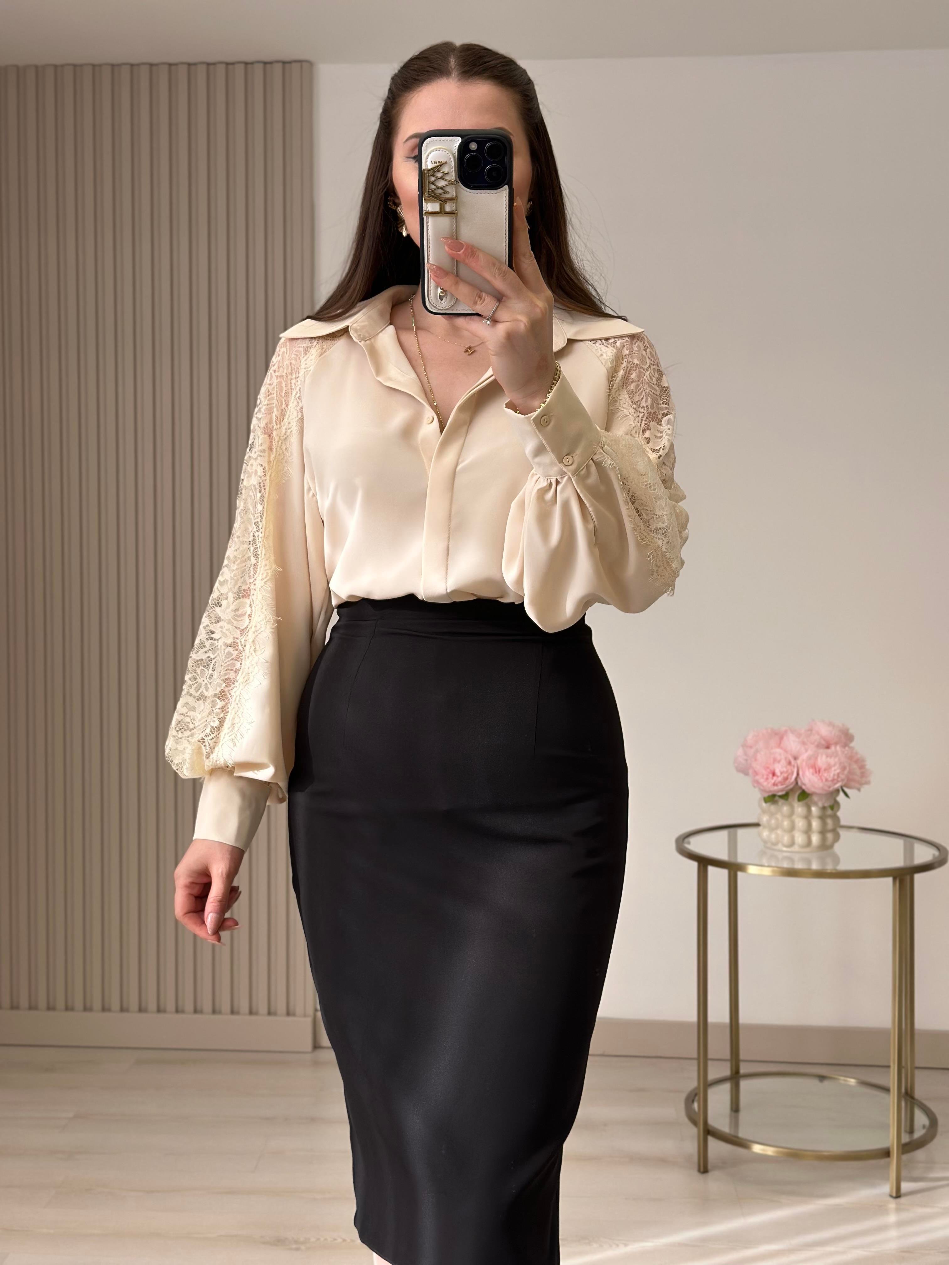 Premium Seri Kolları Güpürlü Gömlek Bej