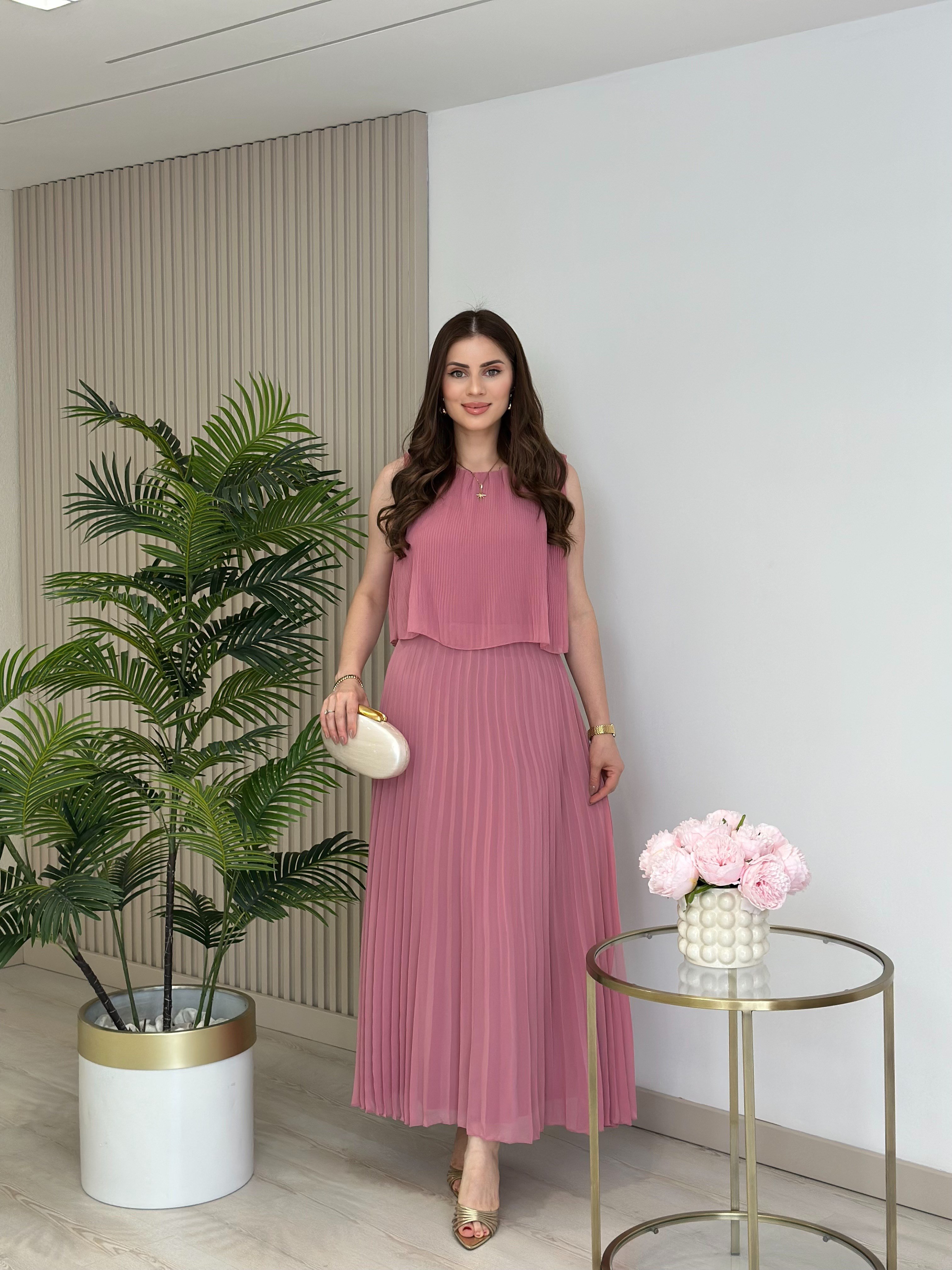 Sıfır Kol Piliseli Şifon Elbise Pembe