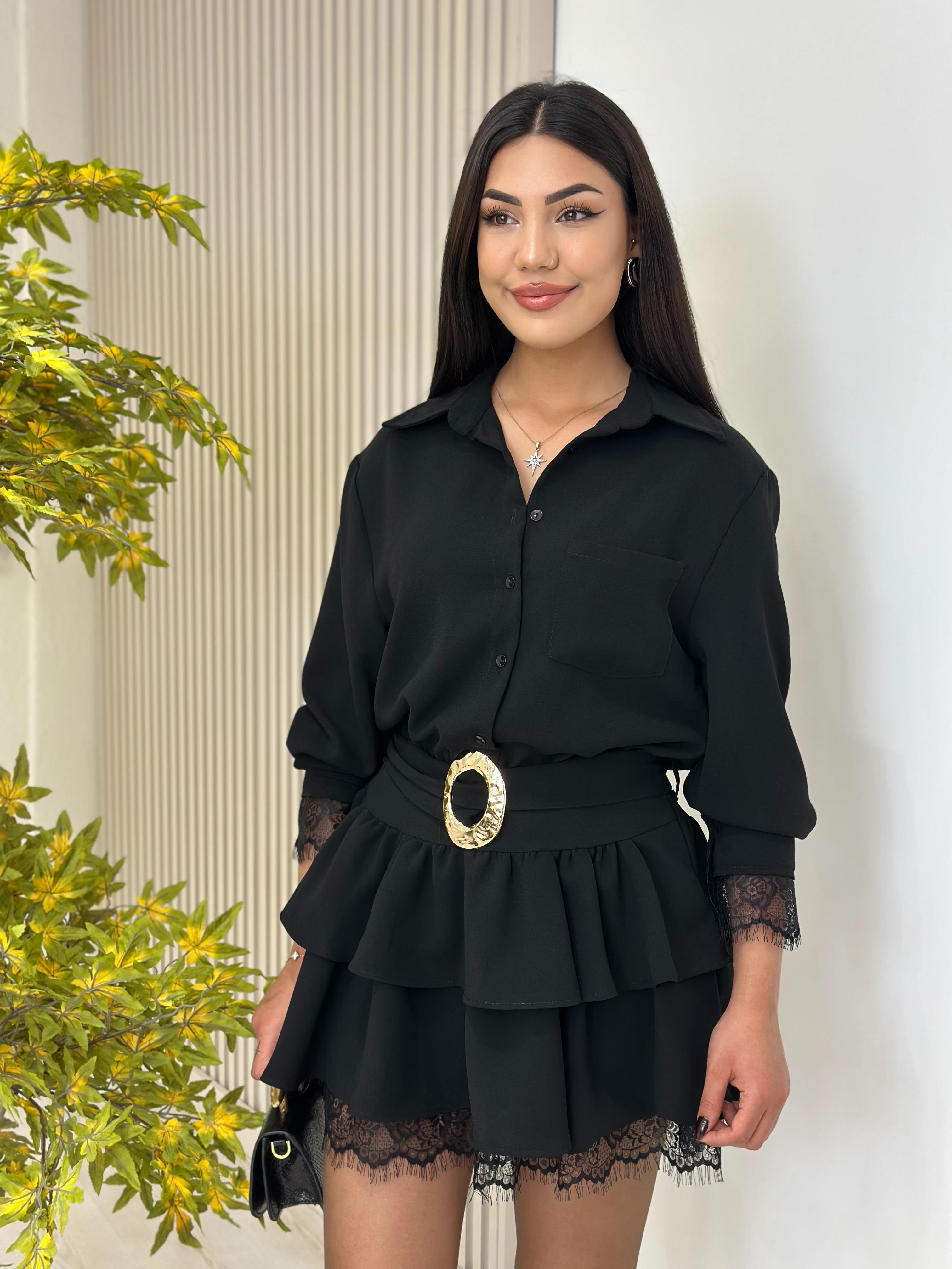 Siyah Kat Kat Etekli Kemerli Elbise