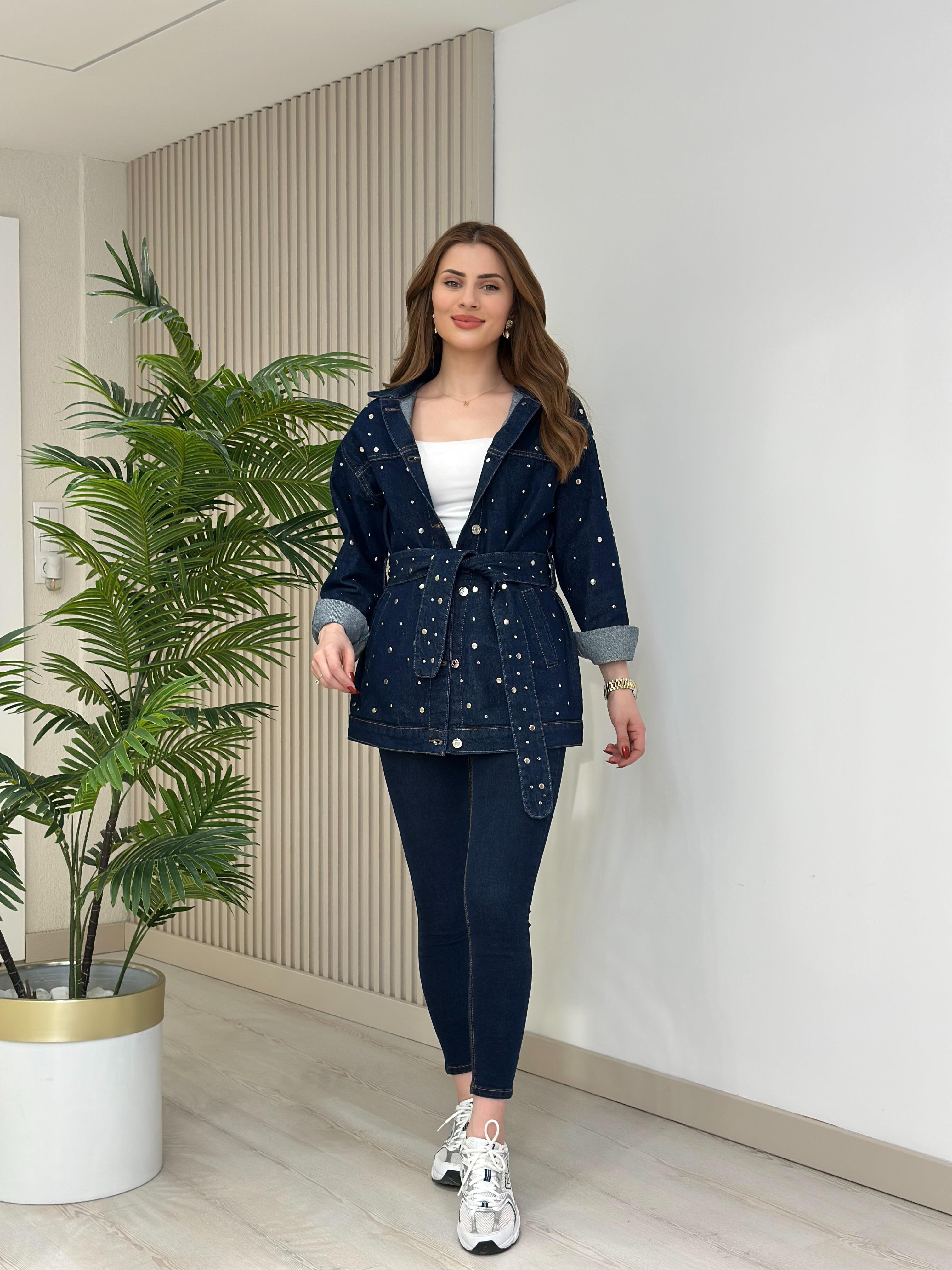 Tasarım Zımbalı Jean Ceket