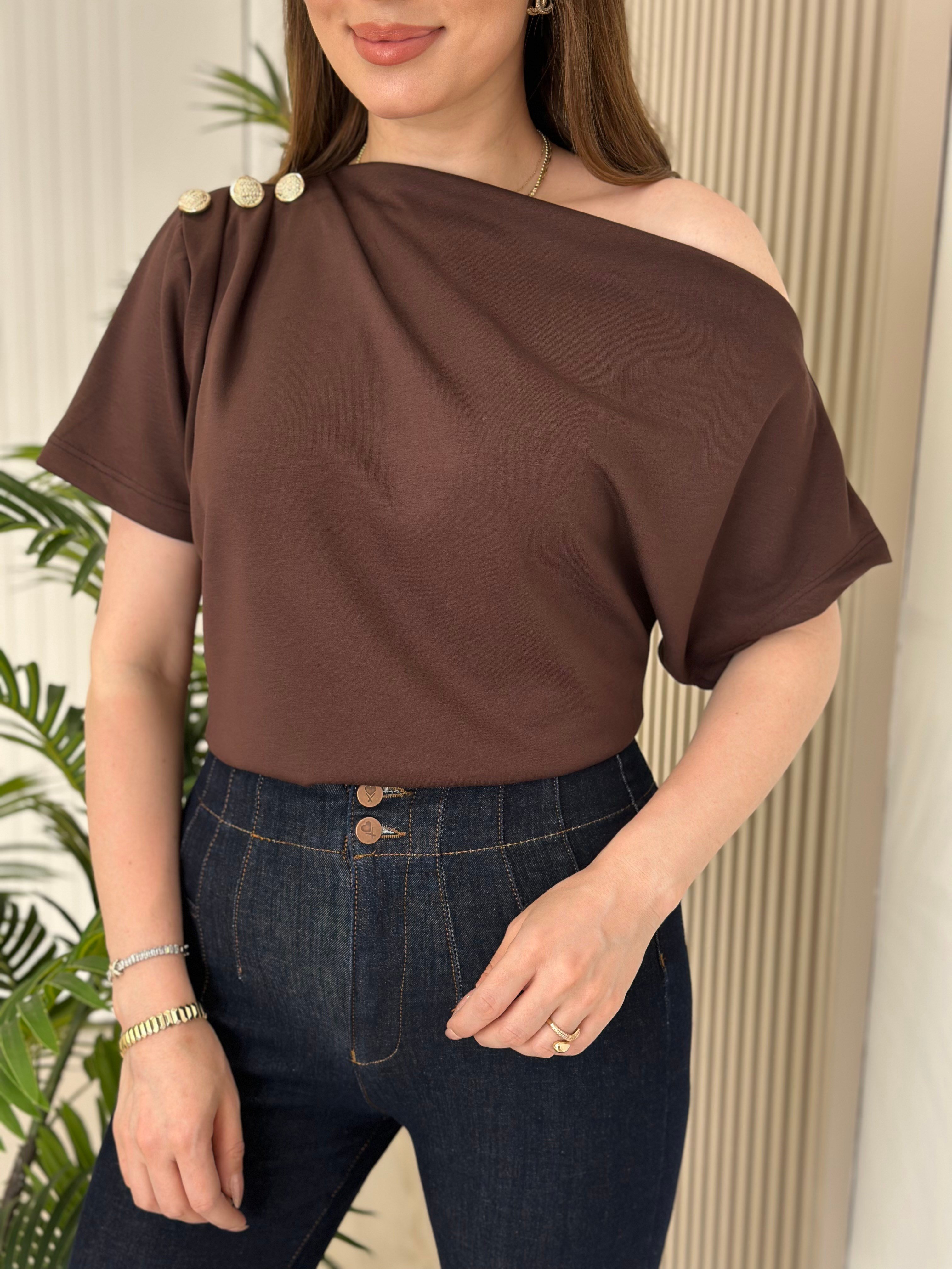 Tek Omzu Dekolteli Gold Düğmeli Modal Kumaş Tshirt Kahve