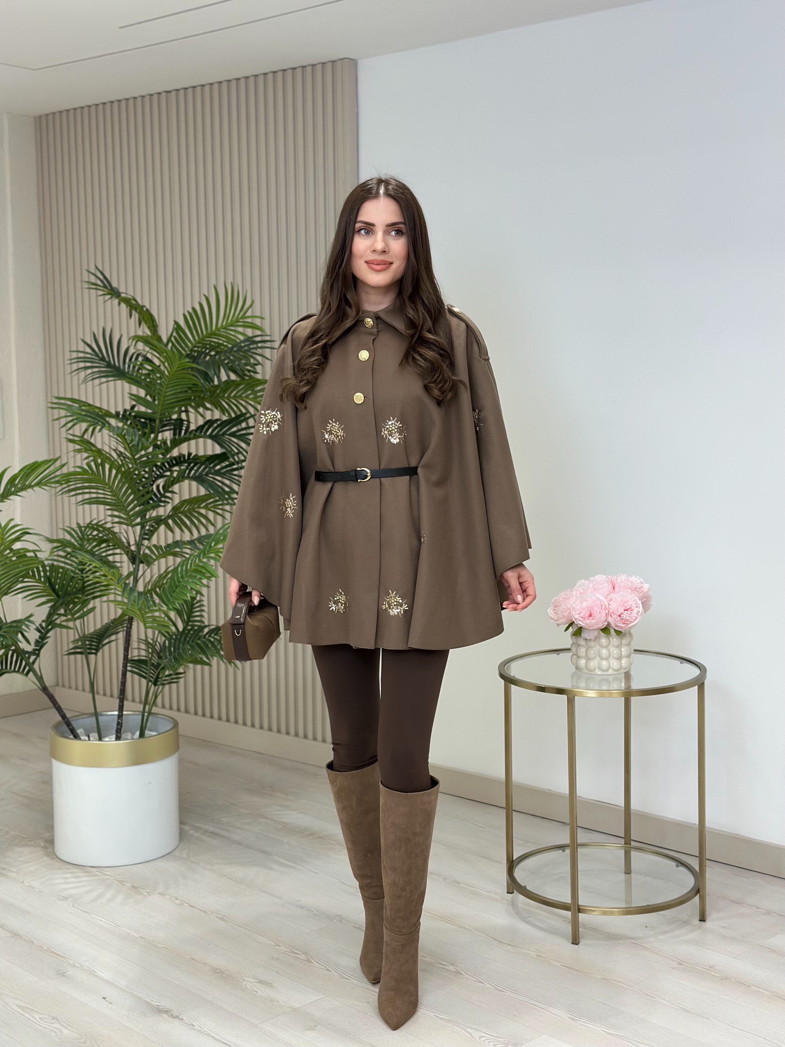 Üzeri İşleme Detaylı Kemerli Premium Seri Kaşe Panço Vizon