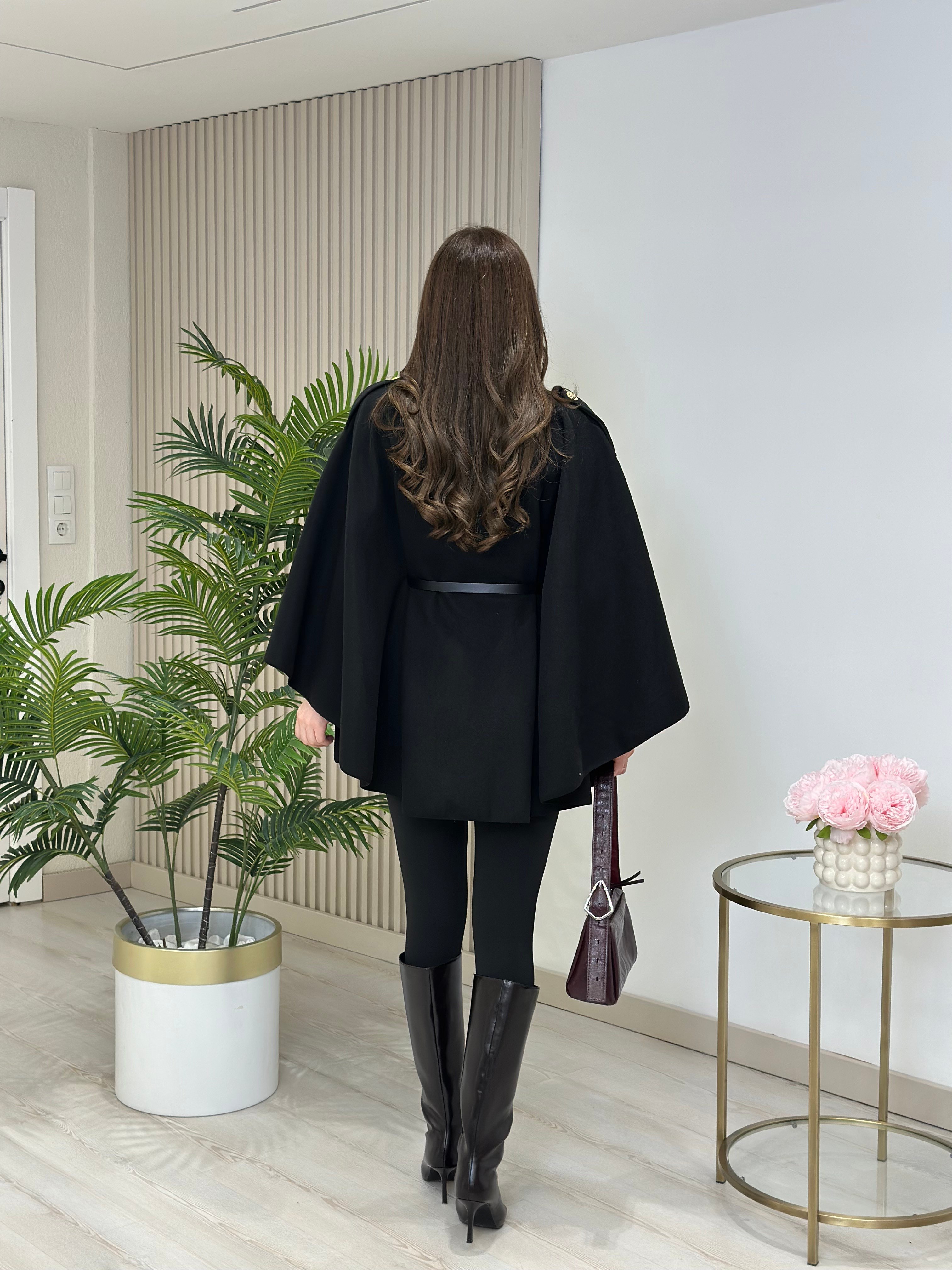 Üzeri İşleme Detaylı Kemerli Premium Seri Kaşe Panço Siyah