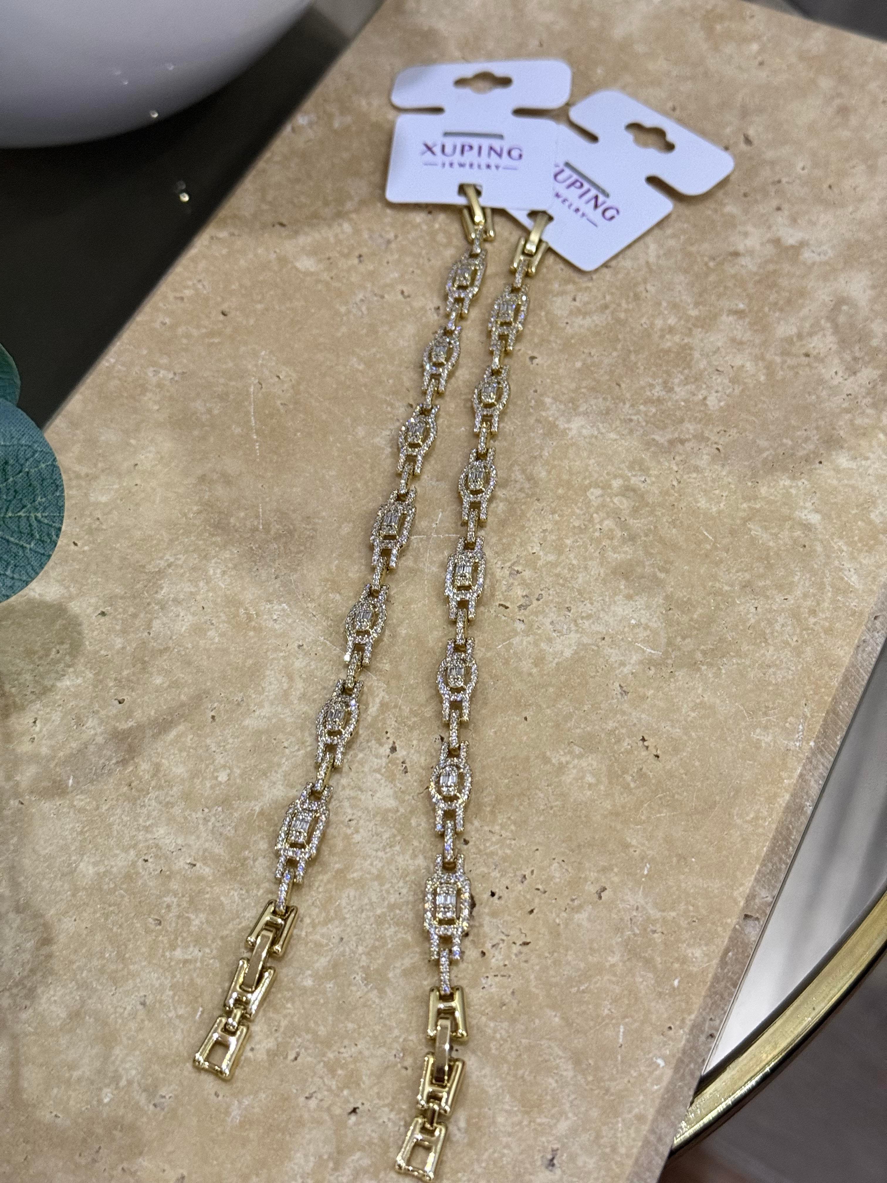 Xupıng Taşlı Bileklik Gold