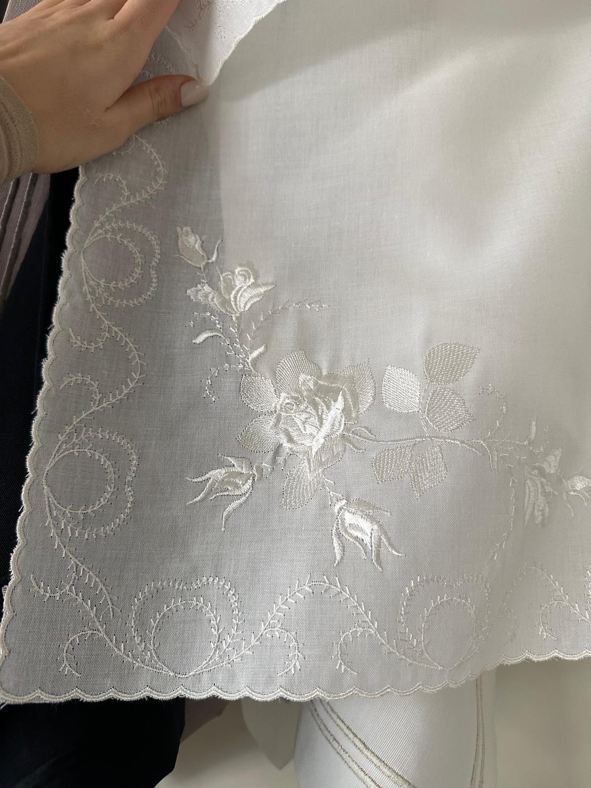 Gül brode amerikan servis 2 li paket 37*47 cm