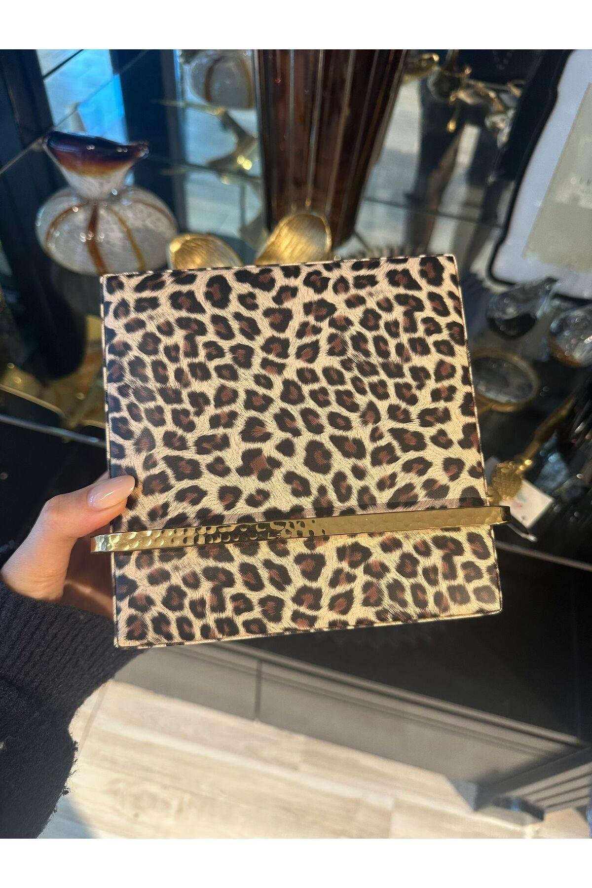 Leopar gold deri kutu 16*8 cm