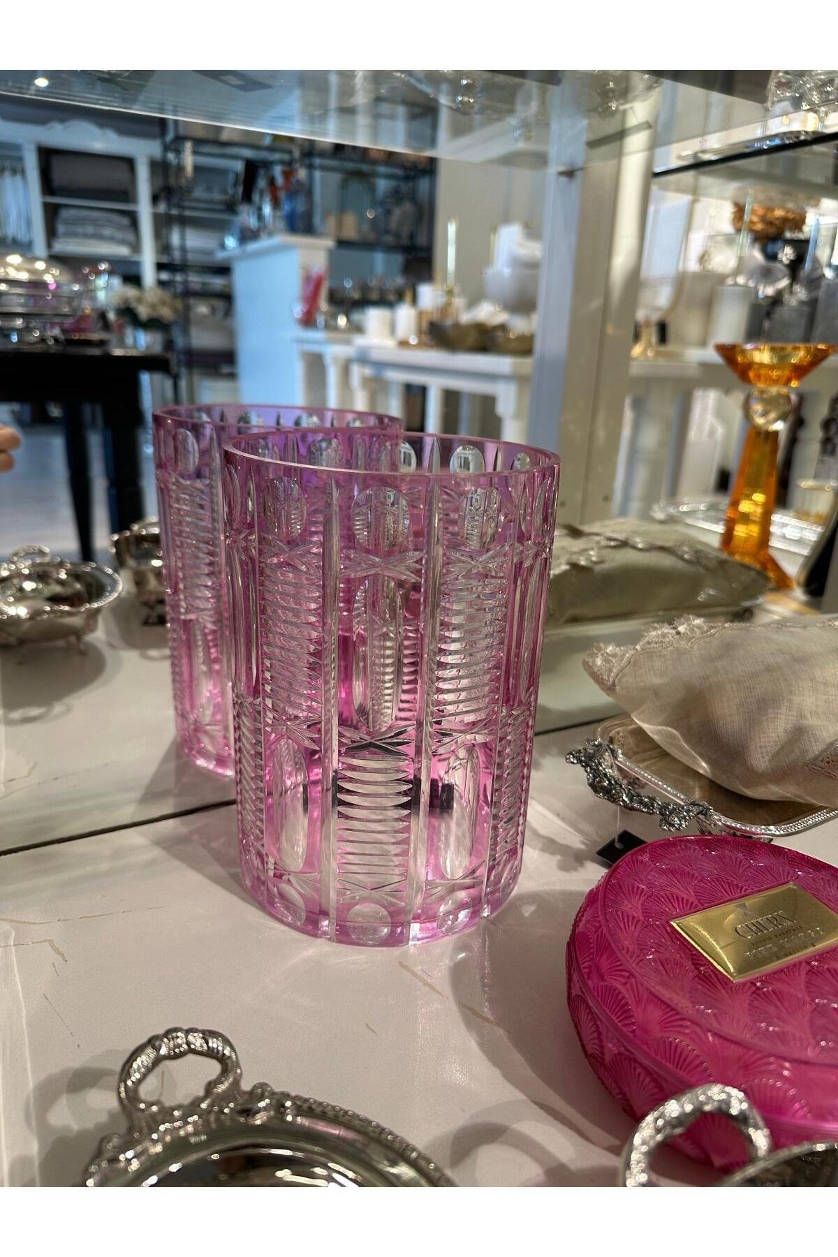 Pembe özel üretim cam vazo