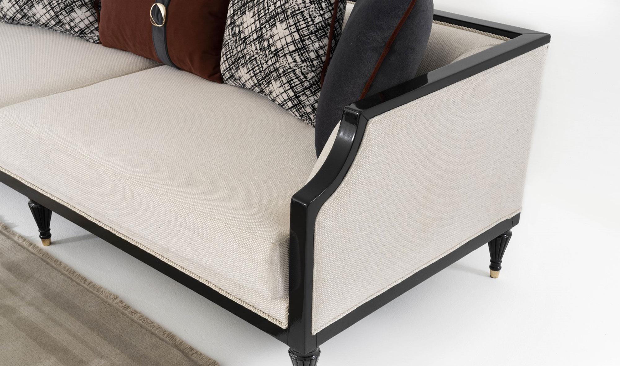 Bugatti Üçlü Koltuk