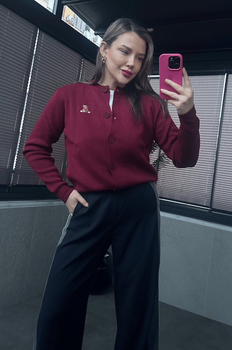 Ayıcık Detaylı Bordo Kısa Triko Hırka
