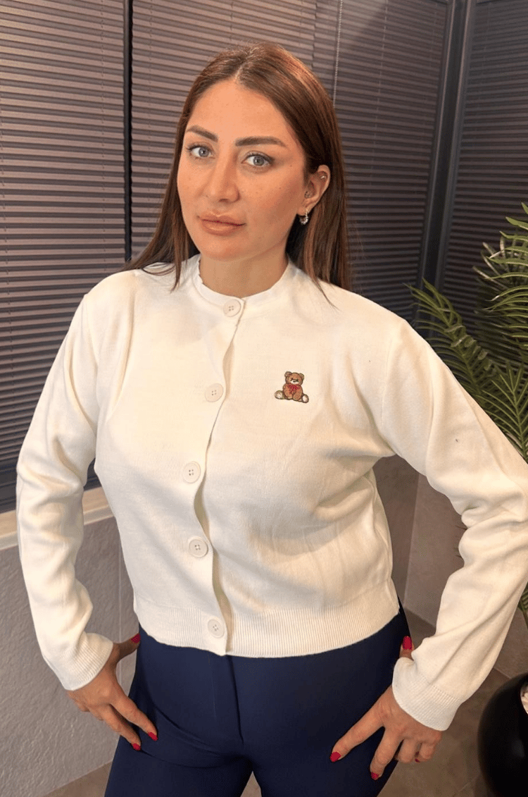 Ayıcık Detaylı Ekru Kısa Triko Hırka