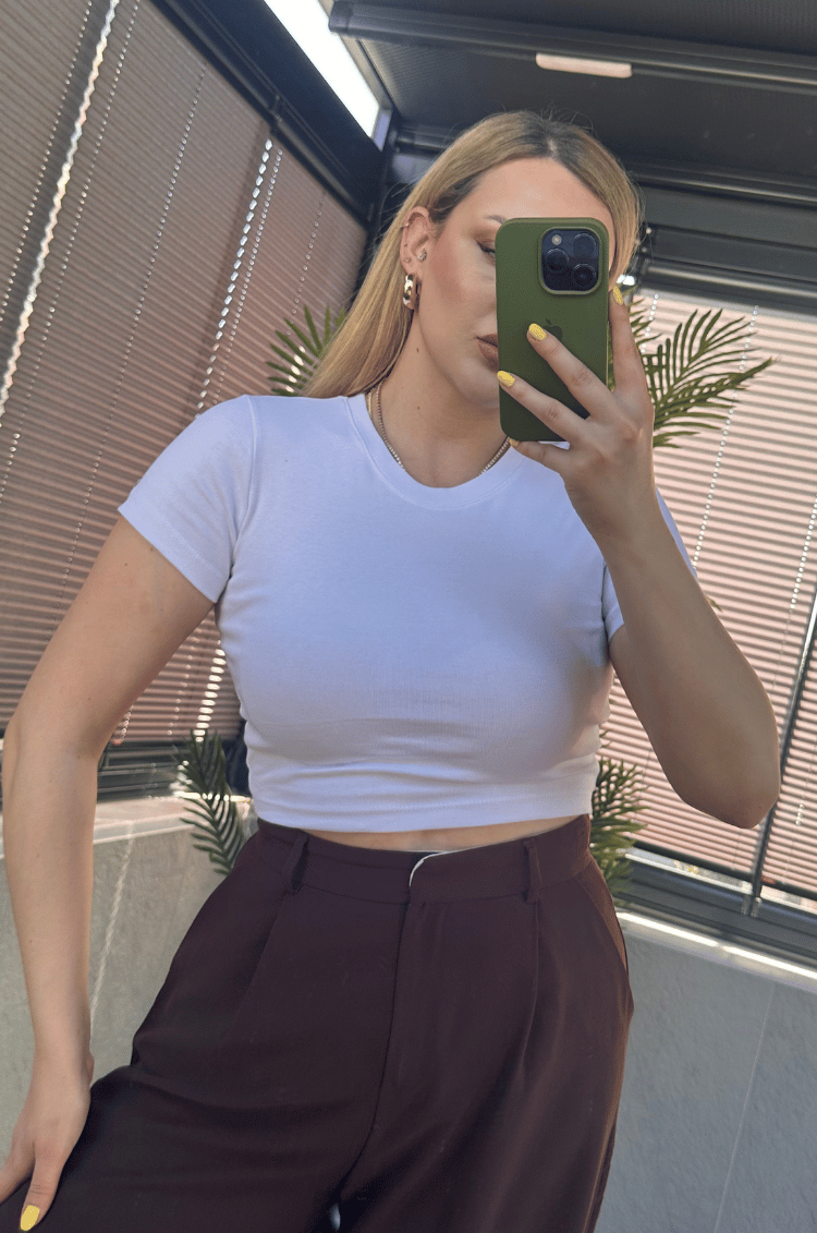 Beyaz Yarım Kollu Slim Basic Crop 