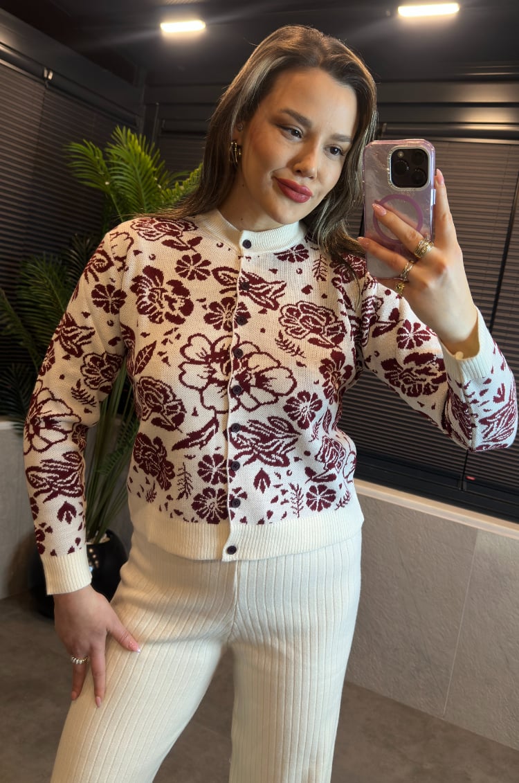 Bisiklet Yaka Bordo Çiçek Desenli Merserize Hırka