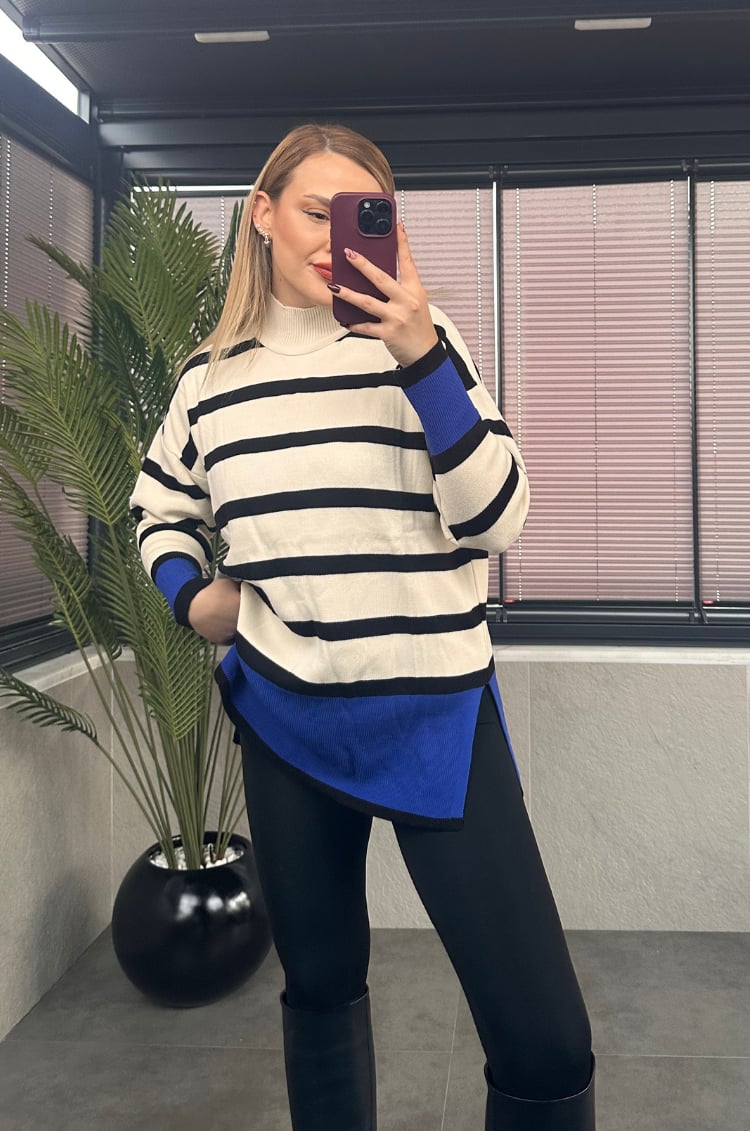 Çizgi Detaylı Boğazlı Saks Mavi Oversize Kazak
